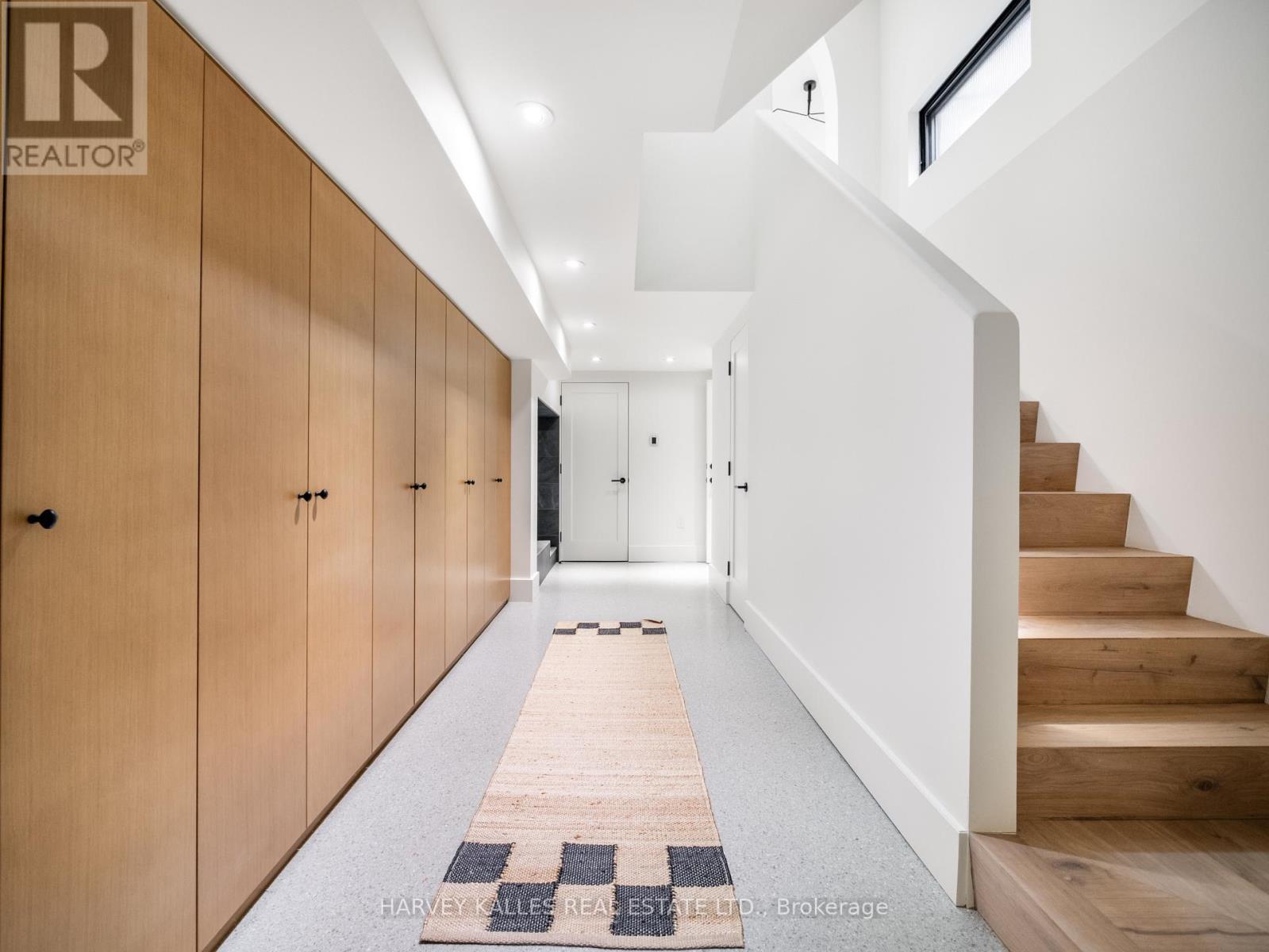 239 Borden Street, Toronto, Ontario  M5S 2N5 - Photo 30 - C13008384