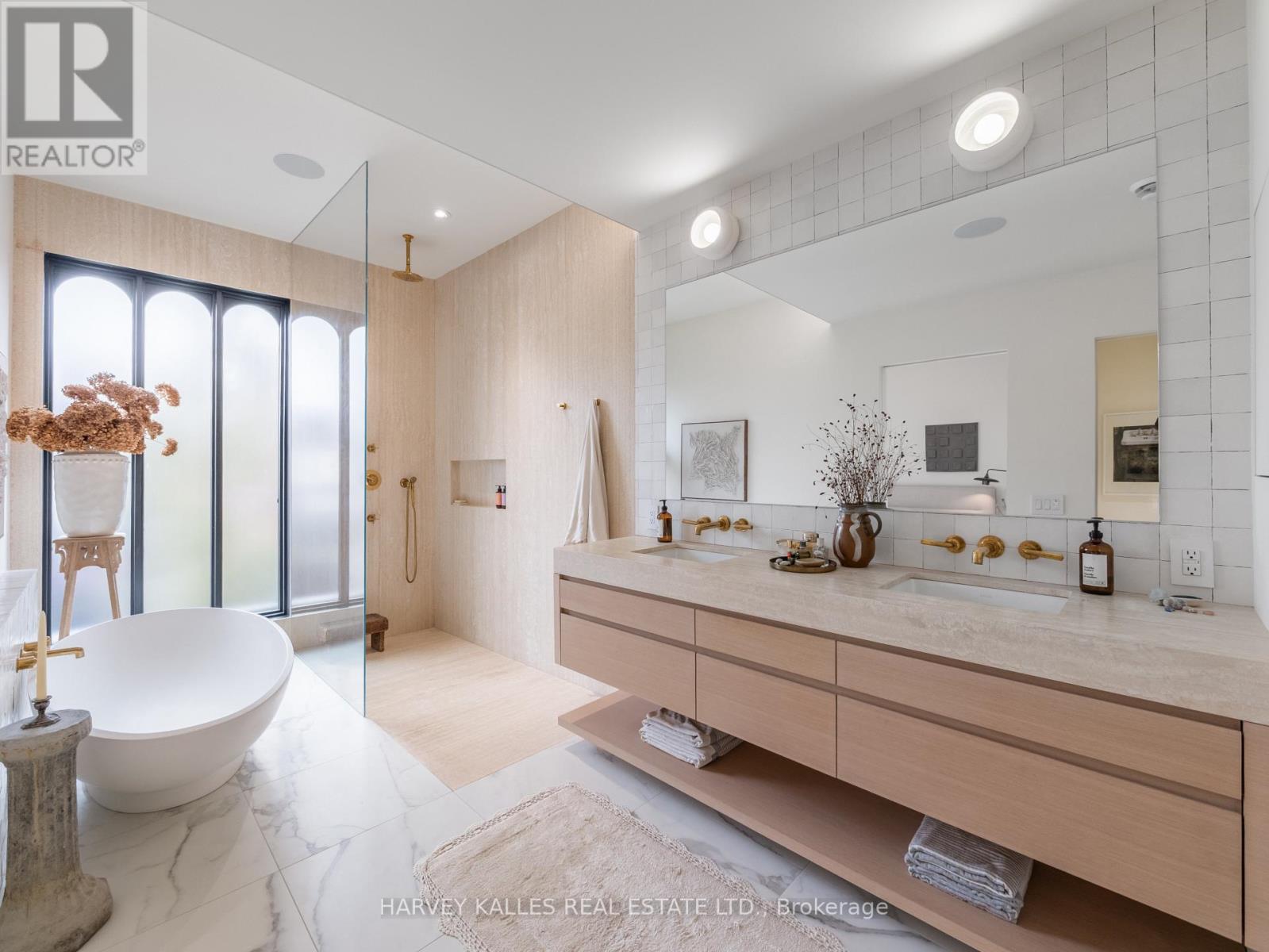 239 Borden Street, Toronto, Ontario  M5S 2N5 - Photo 27 - C13008384