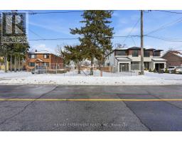 19 BROADVIEW AVENUE, Mississauga, Ontario