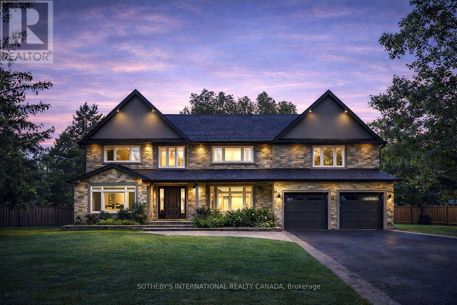 2068 Mississauga Road, Mississauga, Ontario  L5H 2K6 - Photo 3 - W13007460