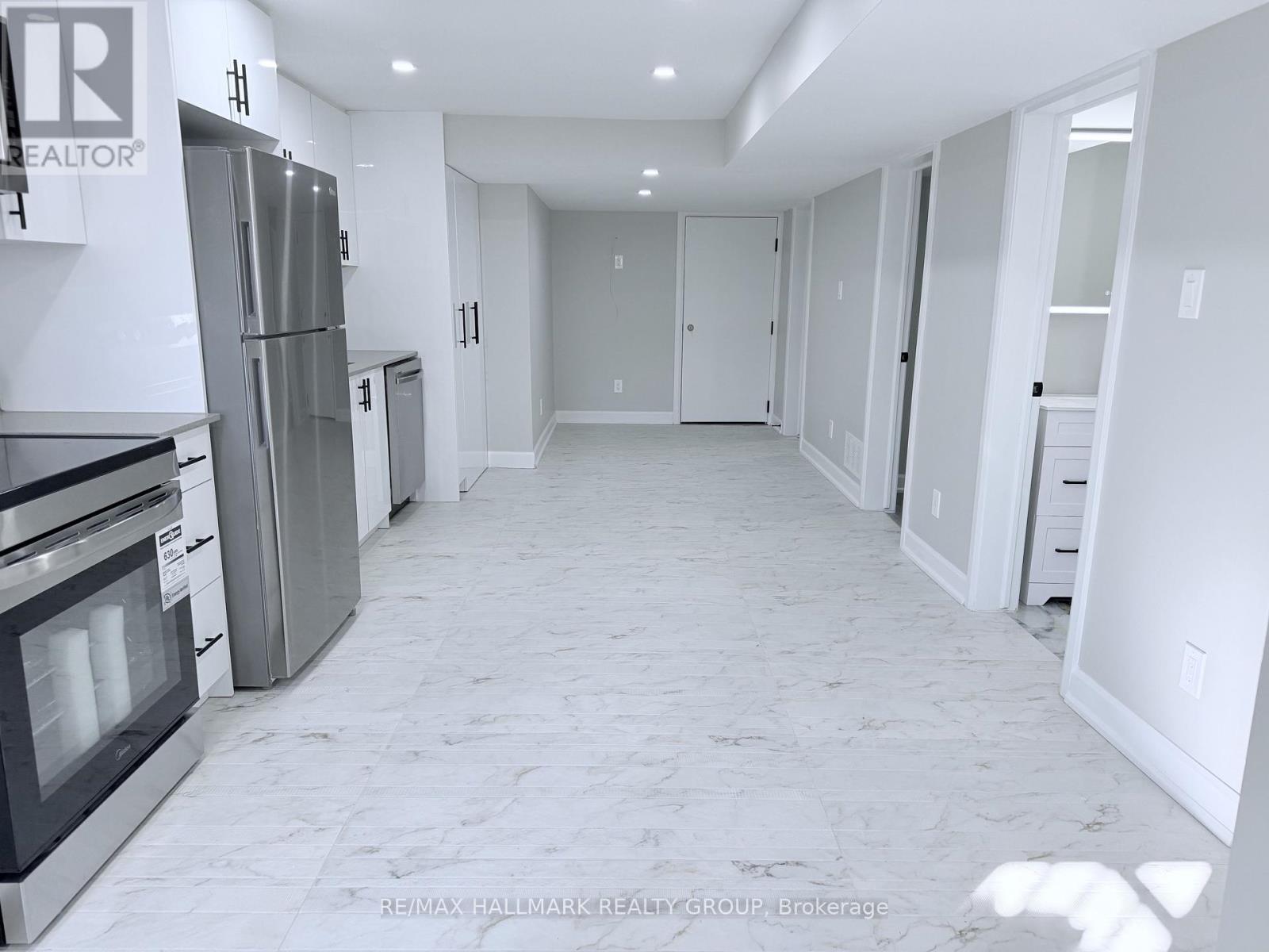 1a - 131 Camelia Avenue, Ottawa, Ontario  K1K 2X5 - Photo 3 - X12960172