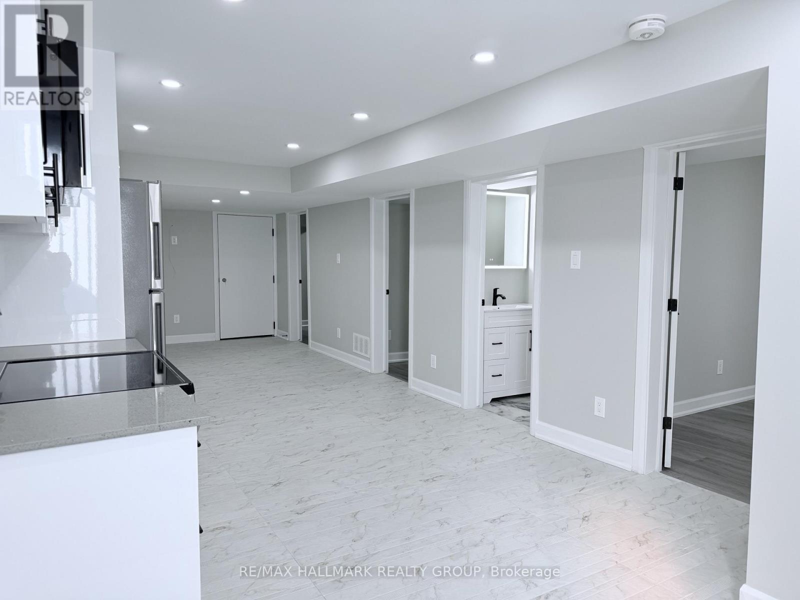 1a - 131 Camelia Avenue, Ottawa, Ontario  K1K 2X5 - Photo 5 - X12960172