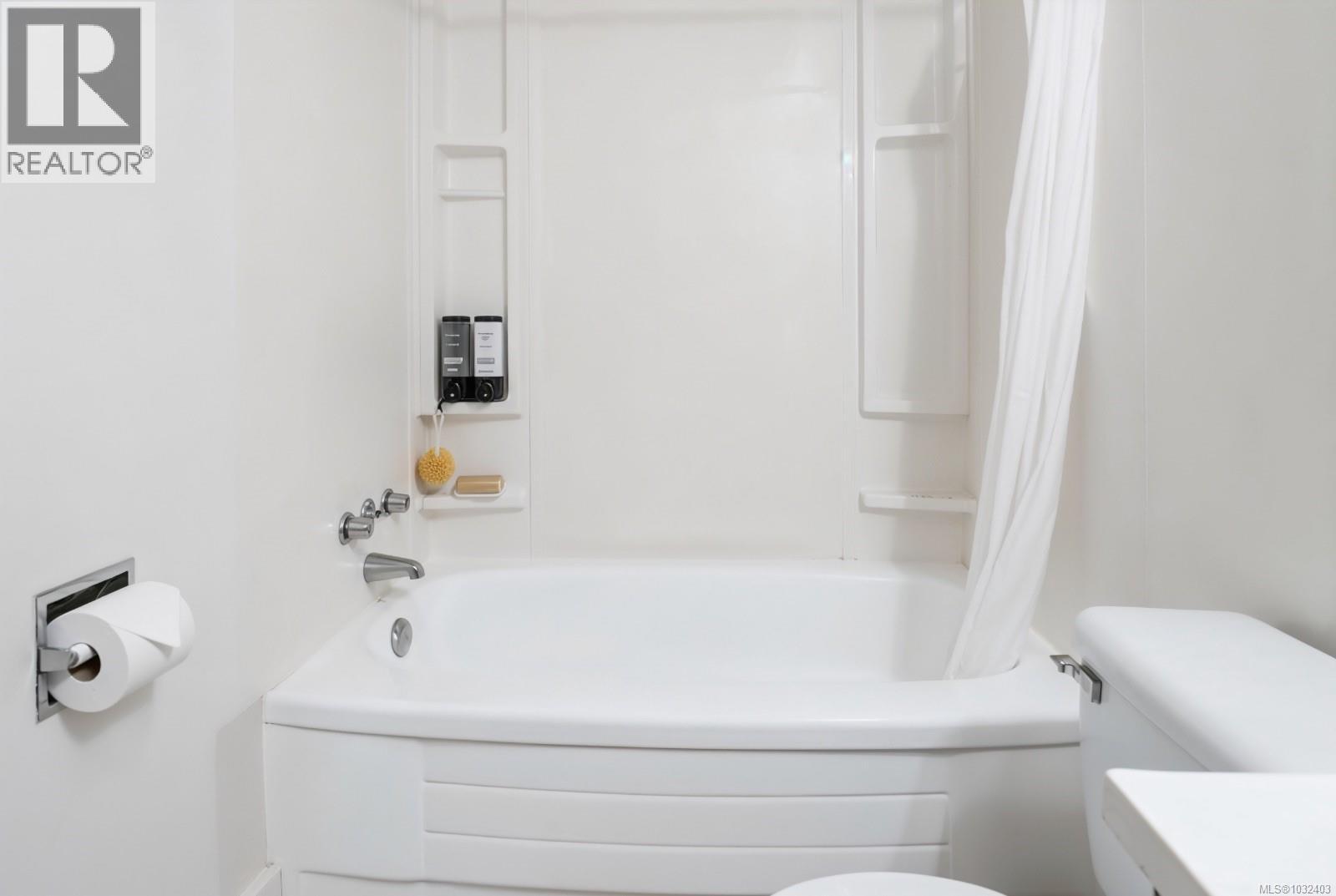 211 377 Dogwood St, Campbell River, British Columbia  V9W 2Y1 - Photo 9 - 1032403