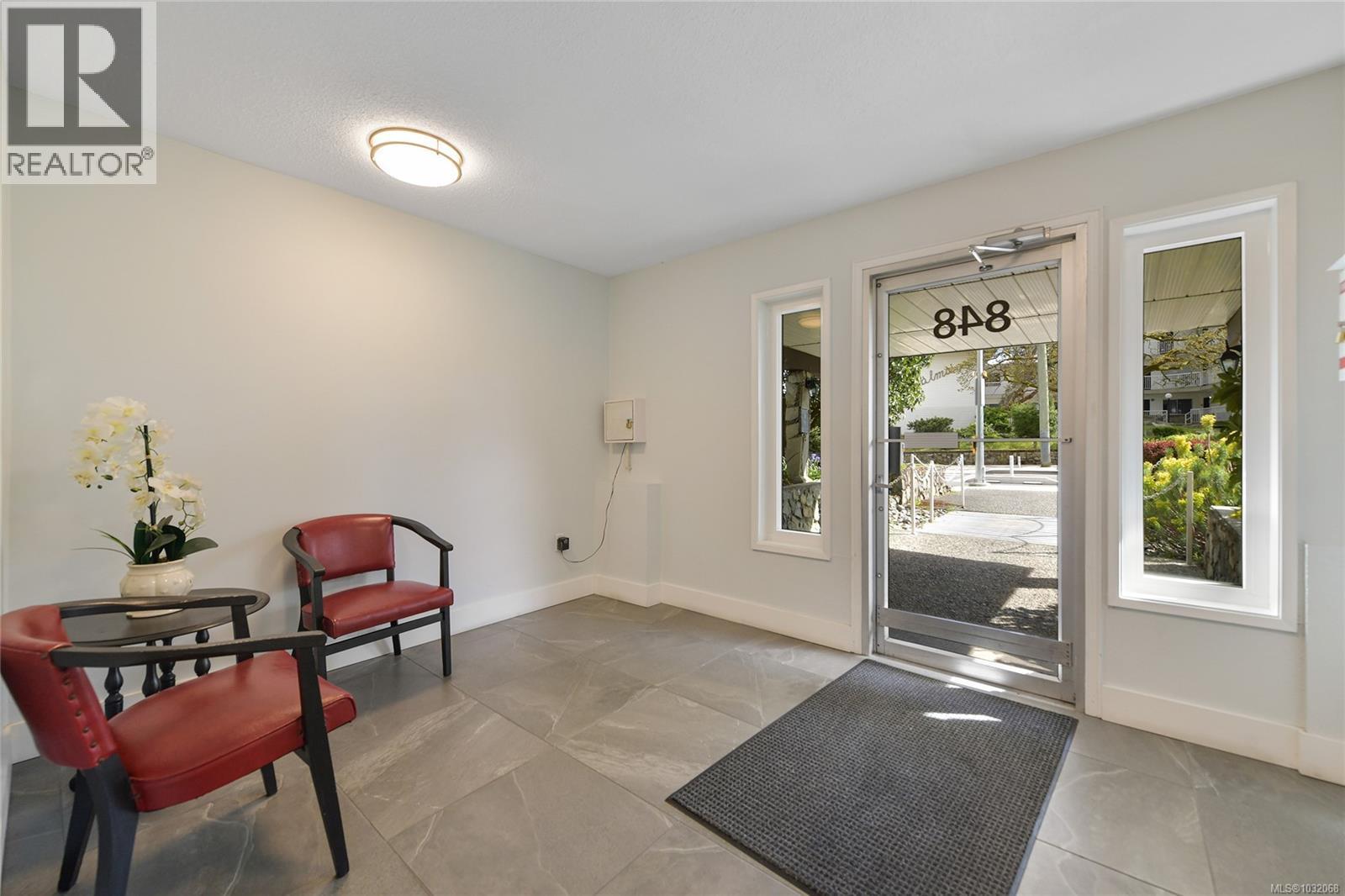 7 848 Esquimalt Rd, Esquimalt, British Columbia  V9A 6W9 - Photo 16 - 1032068