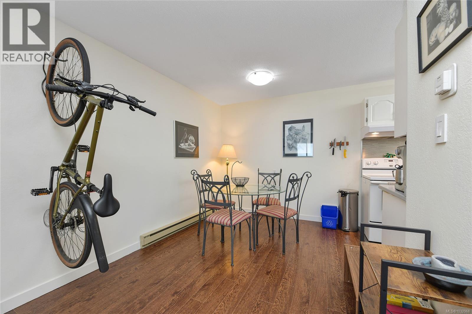 7 848 Esquimalt Rd, Esquimalt, British Columbia  V9A 6W9 - Photo 5 - 1032068