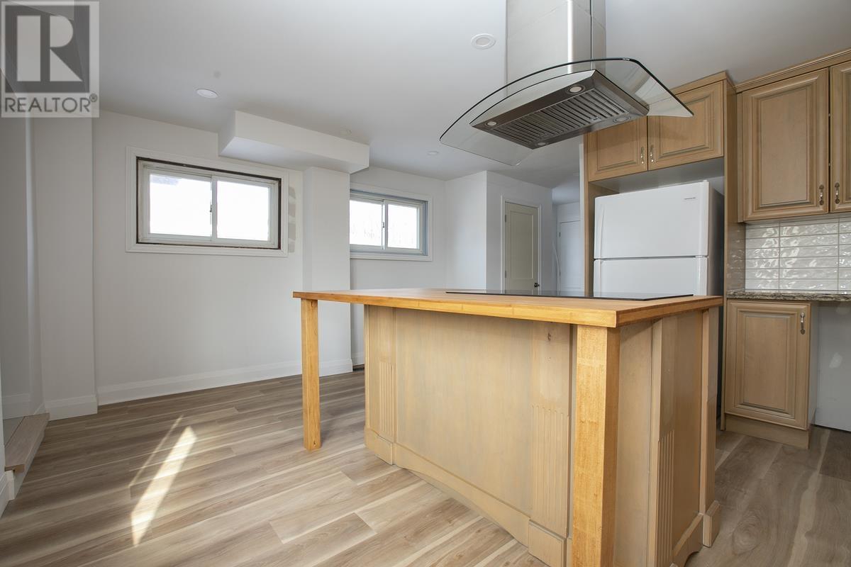 651 Queen St W, Sault Ste. Marie, Ontario  P6A 1B1 - Photo 19 - SM260650