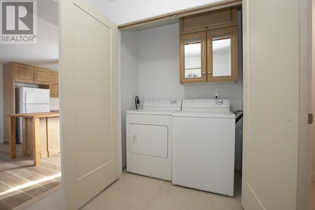 651 Queen St W, Sault Ste. Marie, Ontario  P6A 1B1 - Photo 22 - SM260650