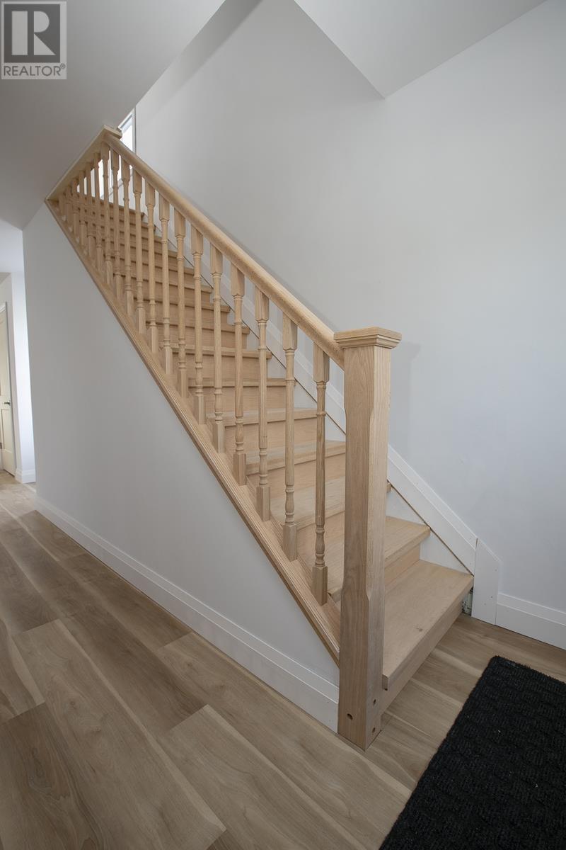 651 Queen St W, Sault Ste. Marie, Ontario  P6A 1B1 - Photo 25 - SM260650