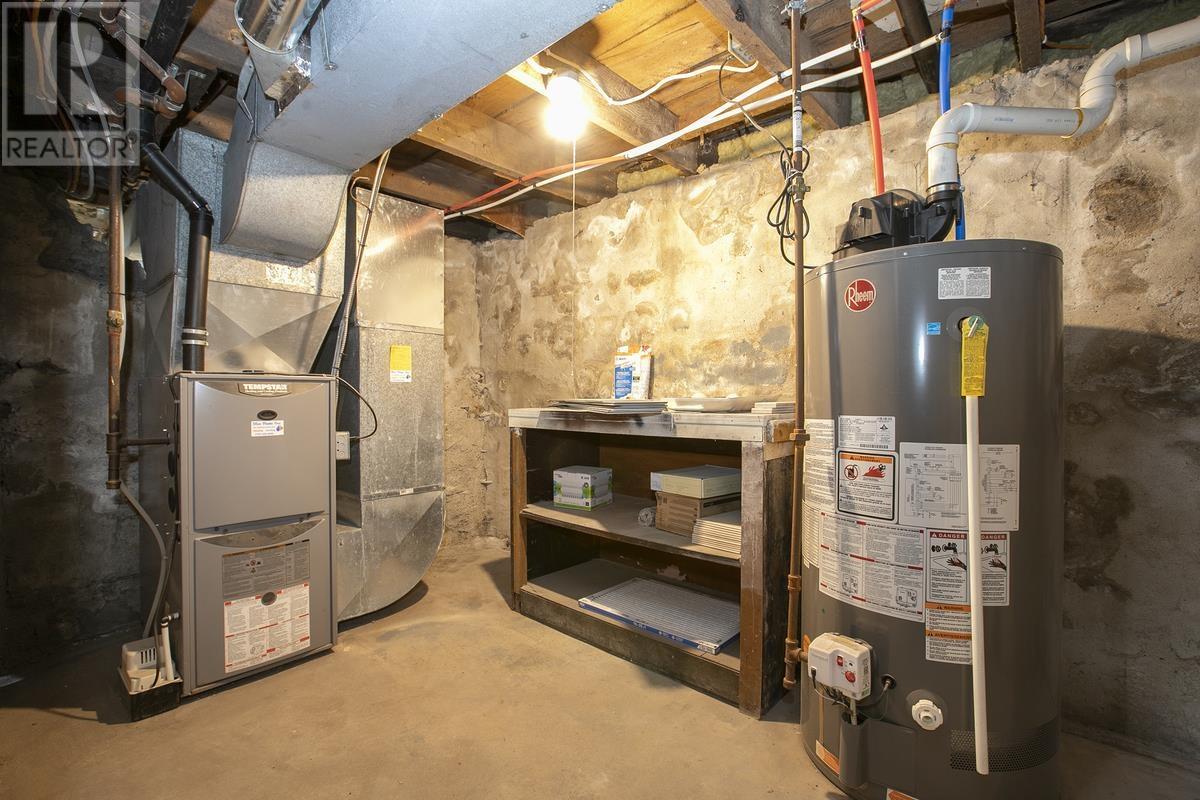 651 Queen St W, Sault Ste. Marie, Ontario  P6A 1B1 - Photo 44 - SM260650