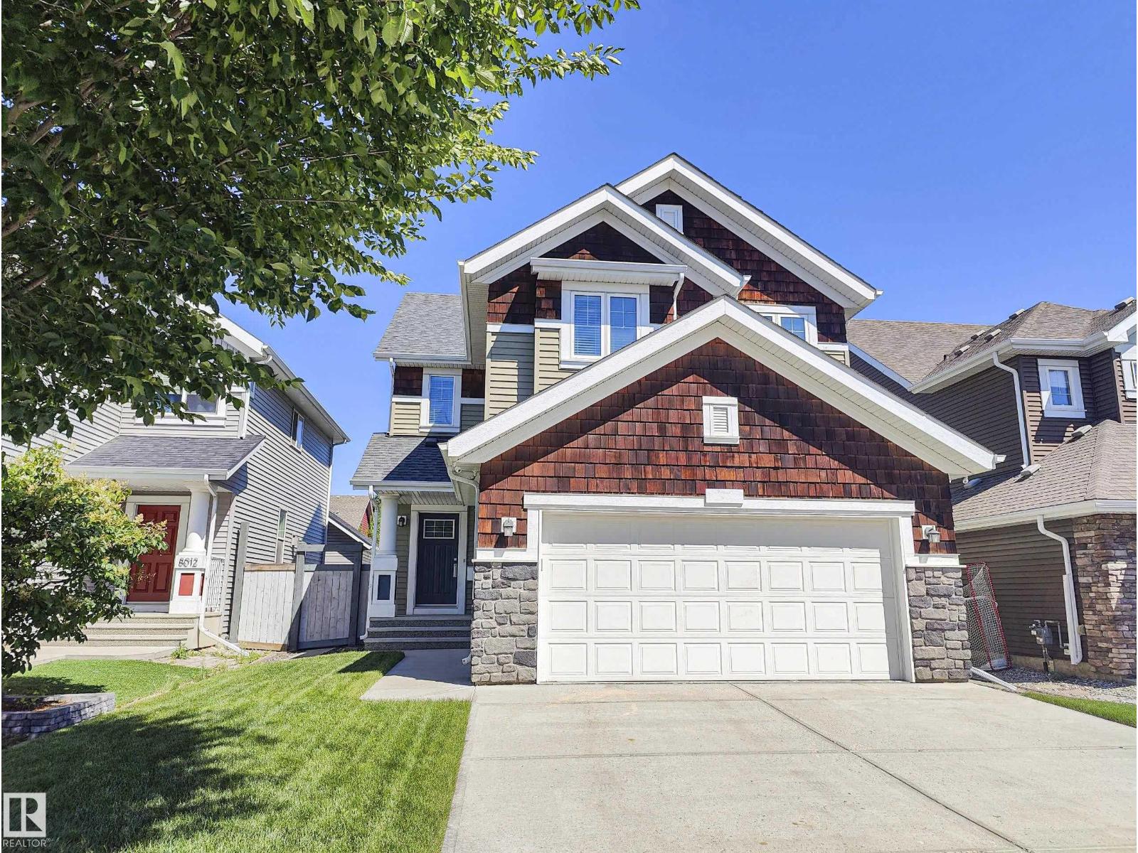 8008 18 AV SW SW, Edmonton, Alberta