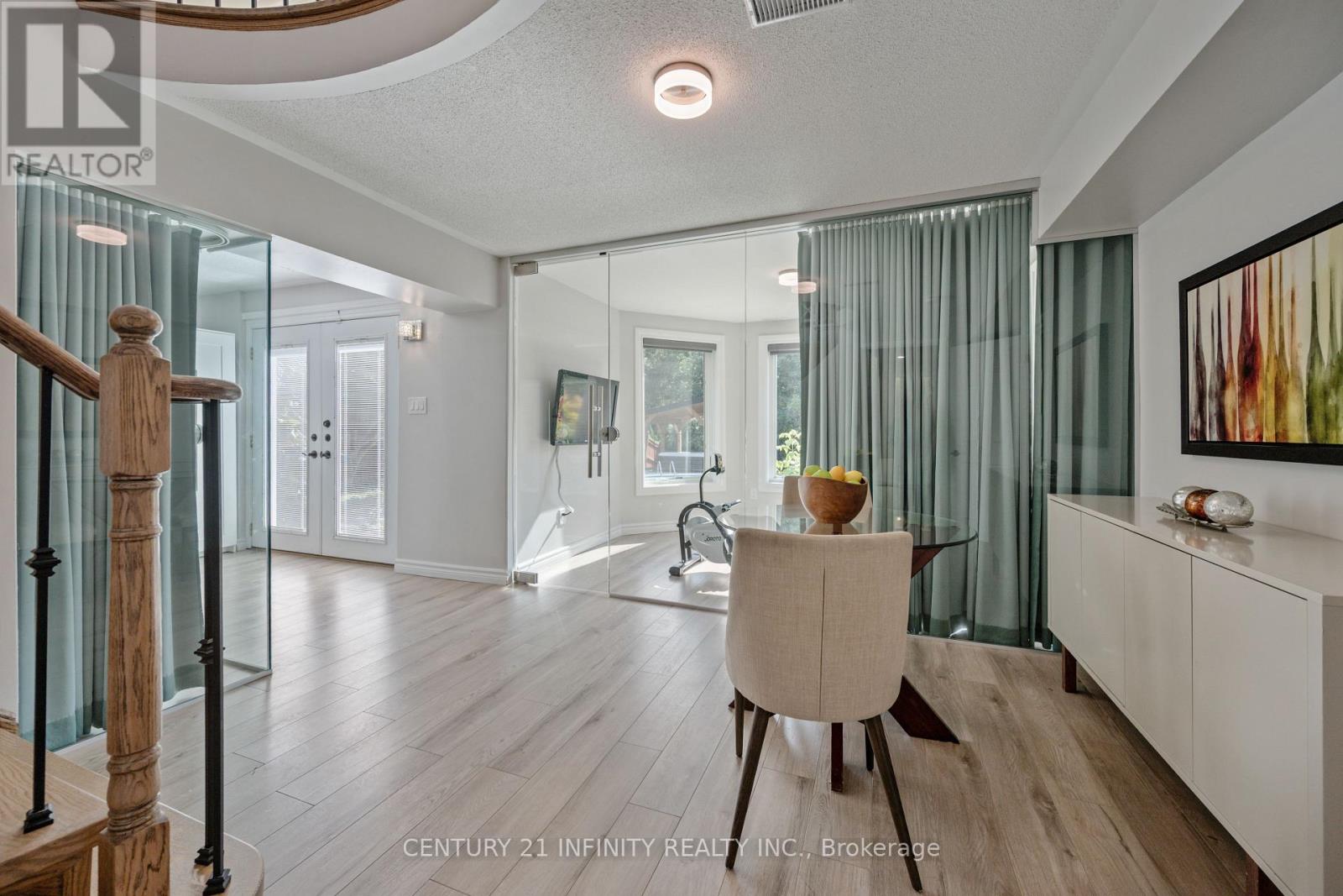 973 Mountview Court, Oshawa (Pinecrest), Ontario  L1K 2M1 - Photo 34 - E13009016