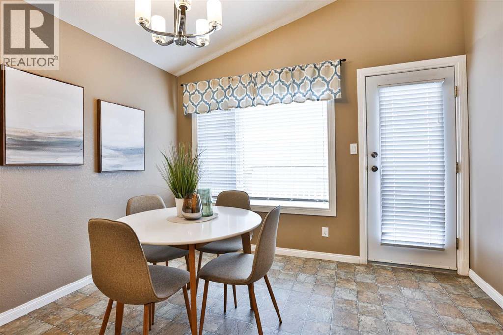 15 Cowichan Court W, Lethbridge, Alberta  T1K 7M9 - Photo 9 - A2302573