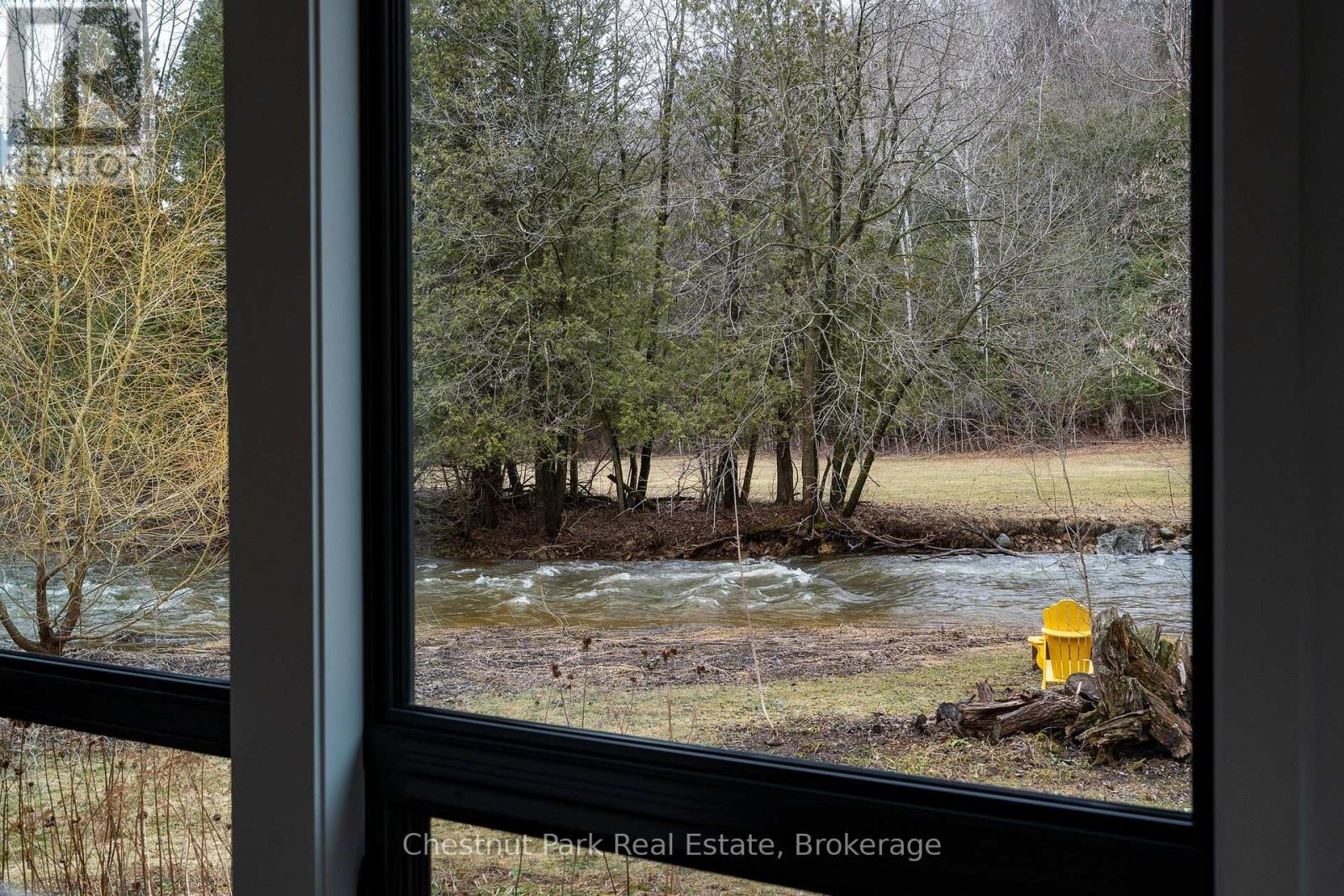 8943 County Road 9, Clearview, Ontario  L0M 1G0 - Photo 26 - S13009154