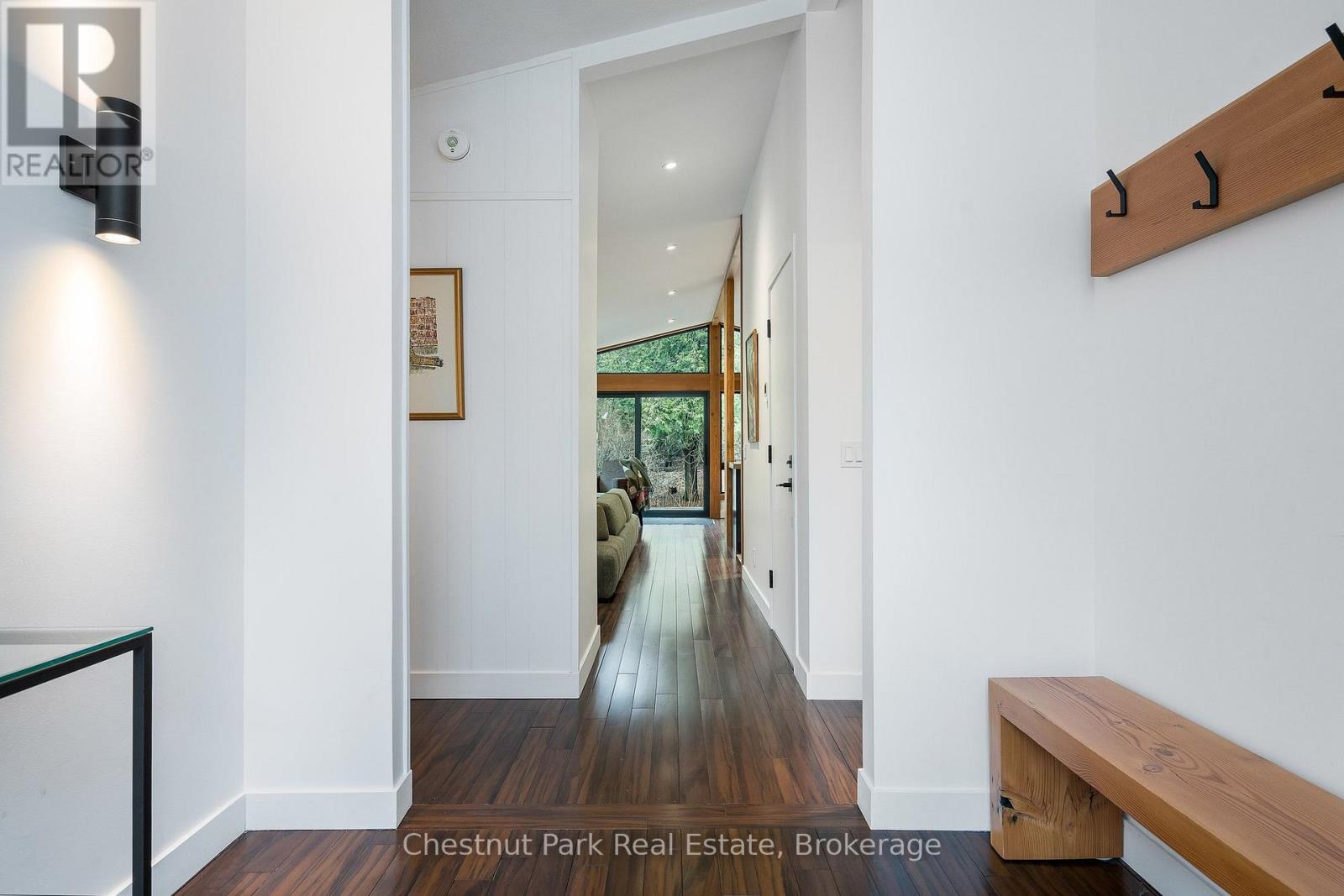 8943 County Road 9, Clearview, Ontario  L0M 1G0 - Photo 8 - S13009154