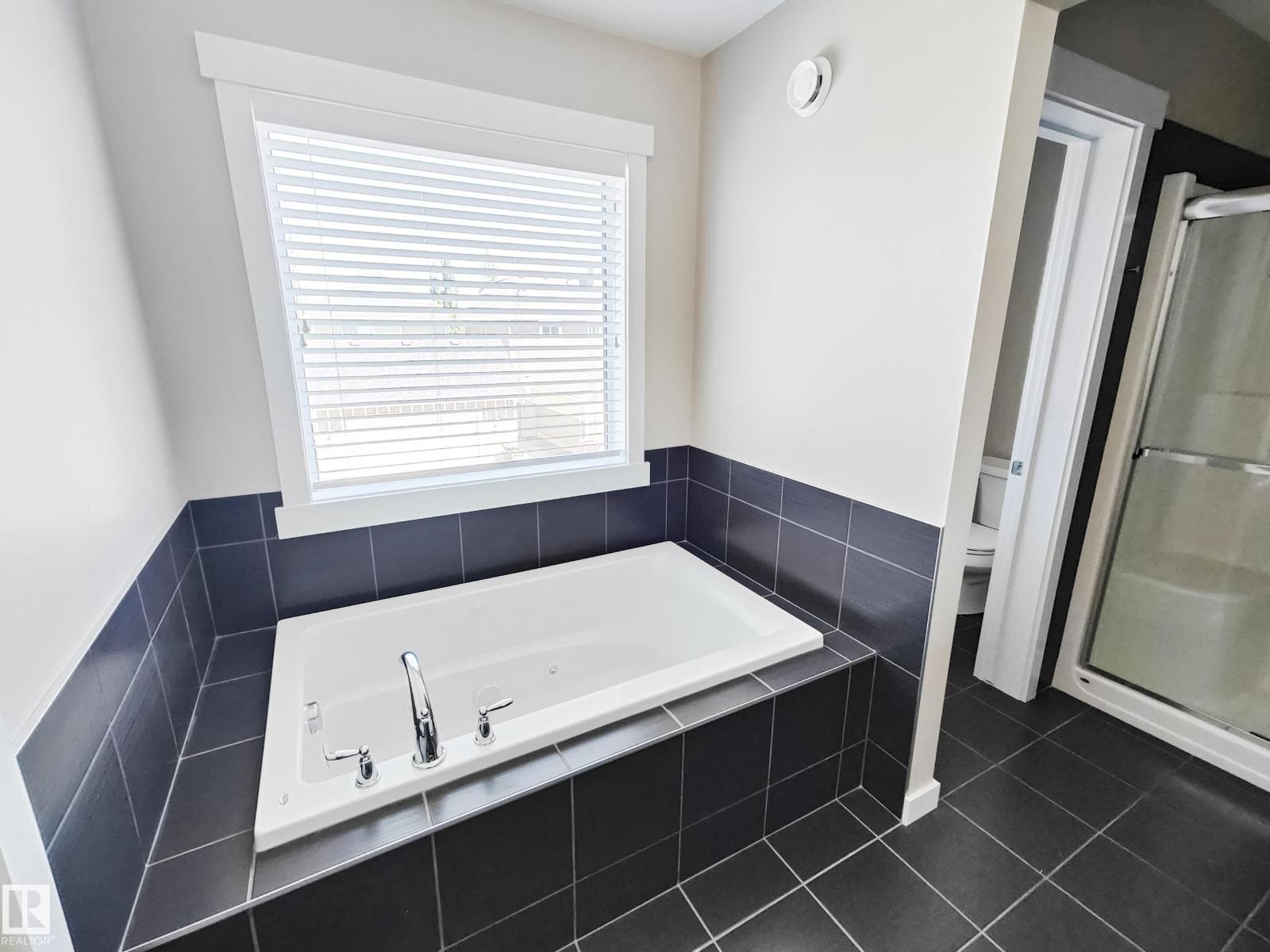 8008 18 Av Sw Sw, Edmonton, Alberta  T6X 0Z8 - Photo 34 - E4482477