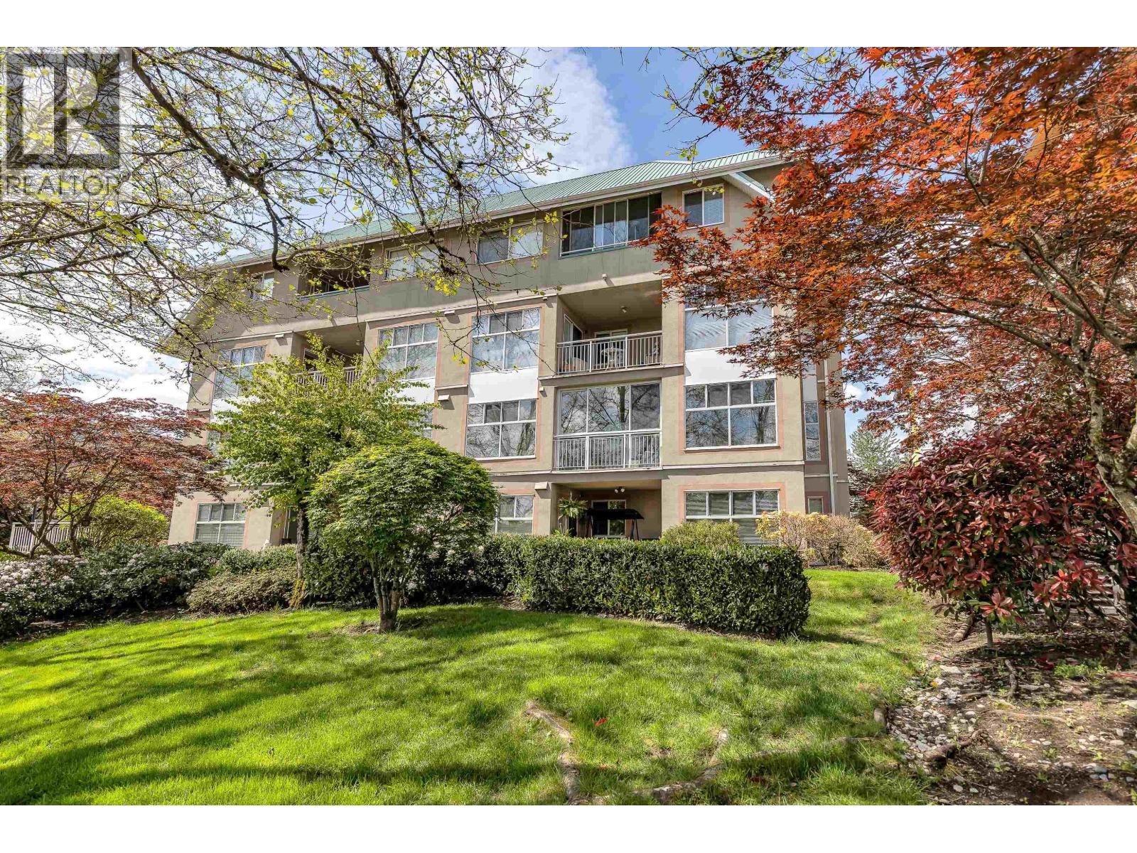 208 11609 227 Street, Maple Ridge, British Columbia  V2X 2L9 - Photo 2 - R3098931