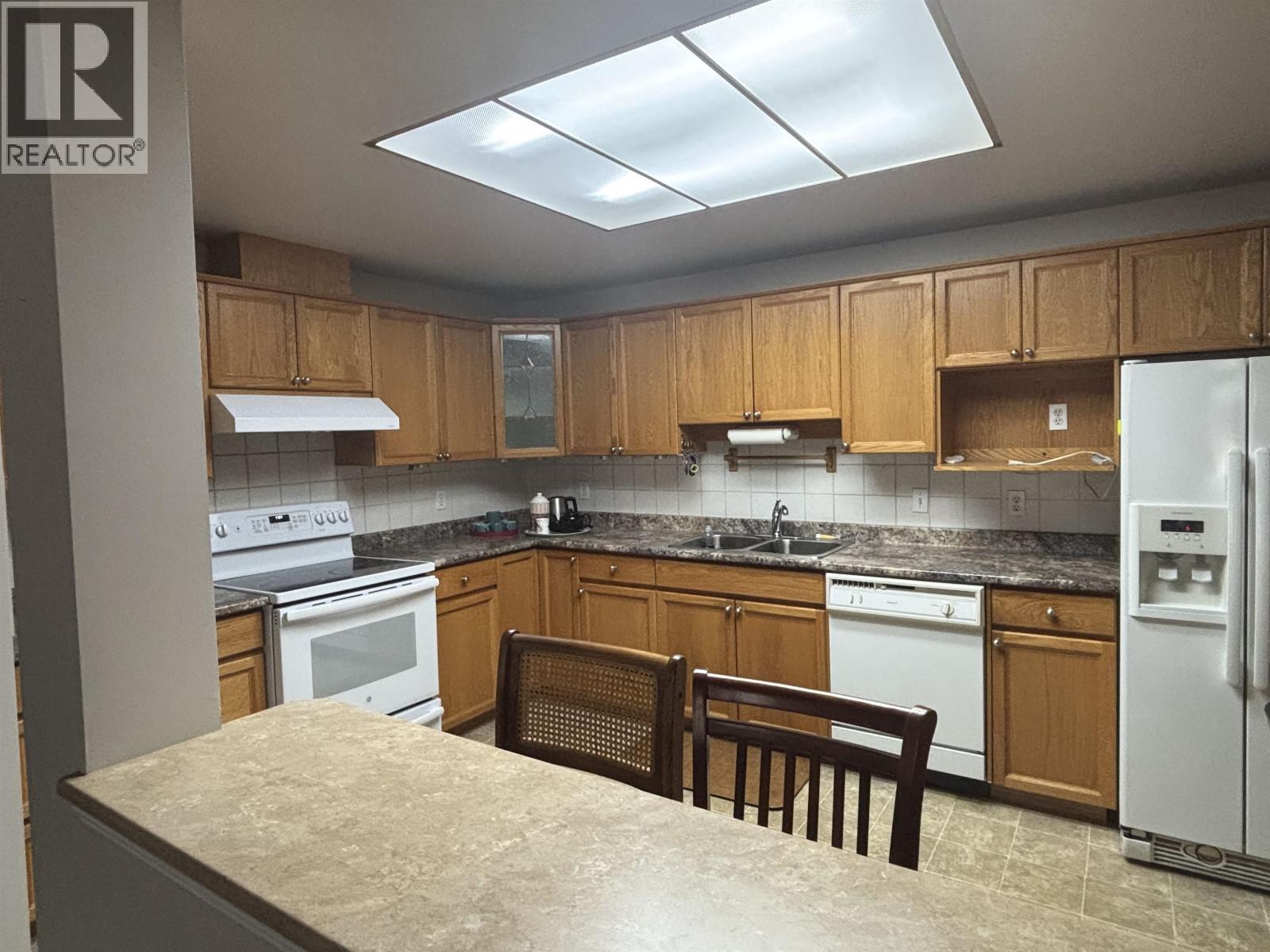 208 11609 227 Street, Maple Ridge, British Columbia  V2X 2L9 - Photo 6 - R3098931