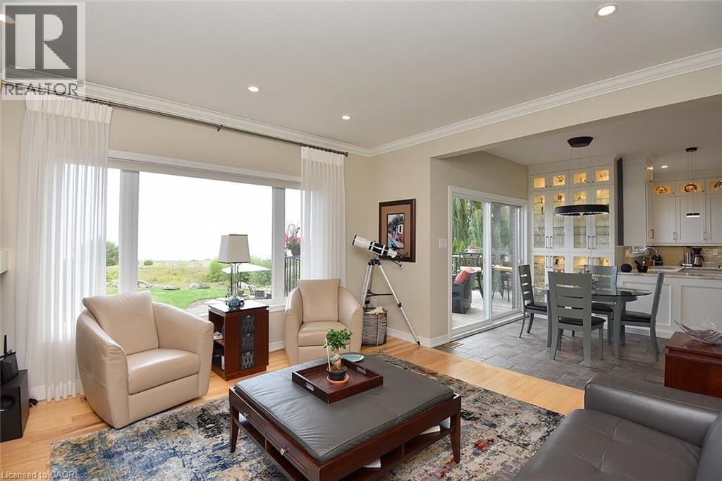 97 Sunvale Place Unit# 5, Stoney Creek, Ontario  L8E 4Z7 - Photo 14 - 40821548