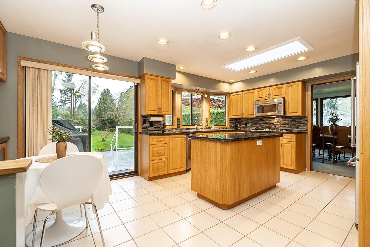 17379 21a Avenue, Surrey, British Columbia  V3Z 0A1 - Photo 16 - R3112272