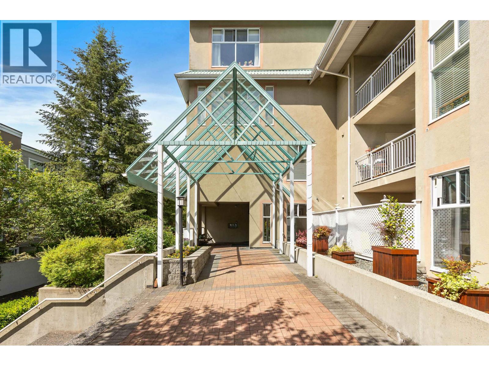 208 11609 227 Street, Maple Ridge, British Columbia  V2X 2L9 - Photo 4 - R3098931