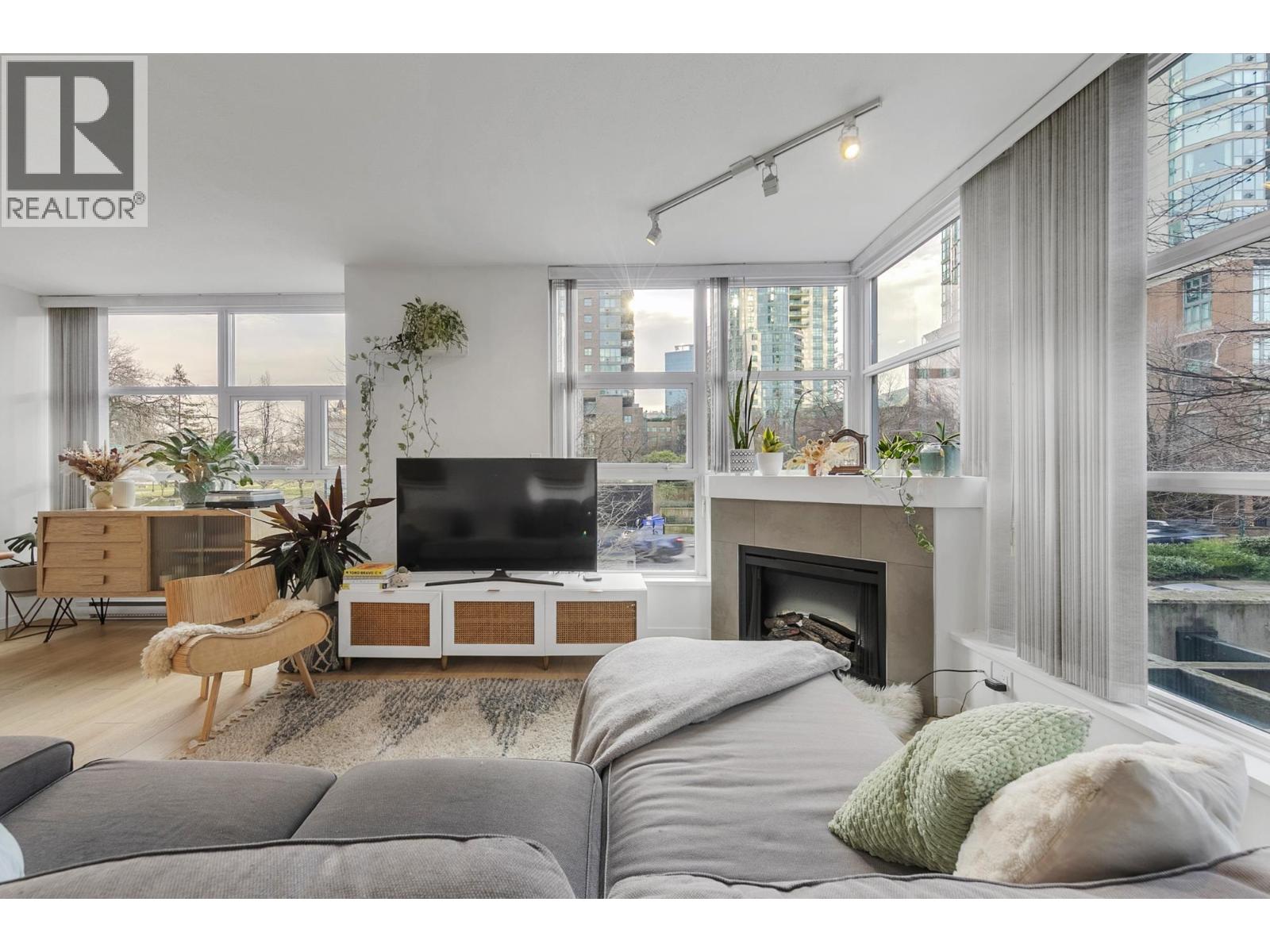 205 189 National Avenue, Vancouver, British Columbia  V6A 4L8 - Photo 6 - R3085684