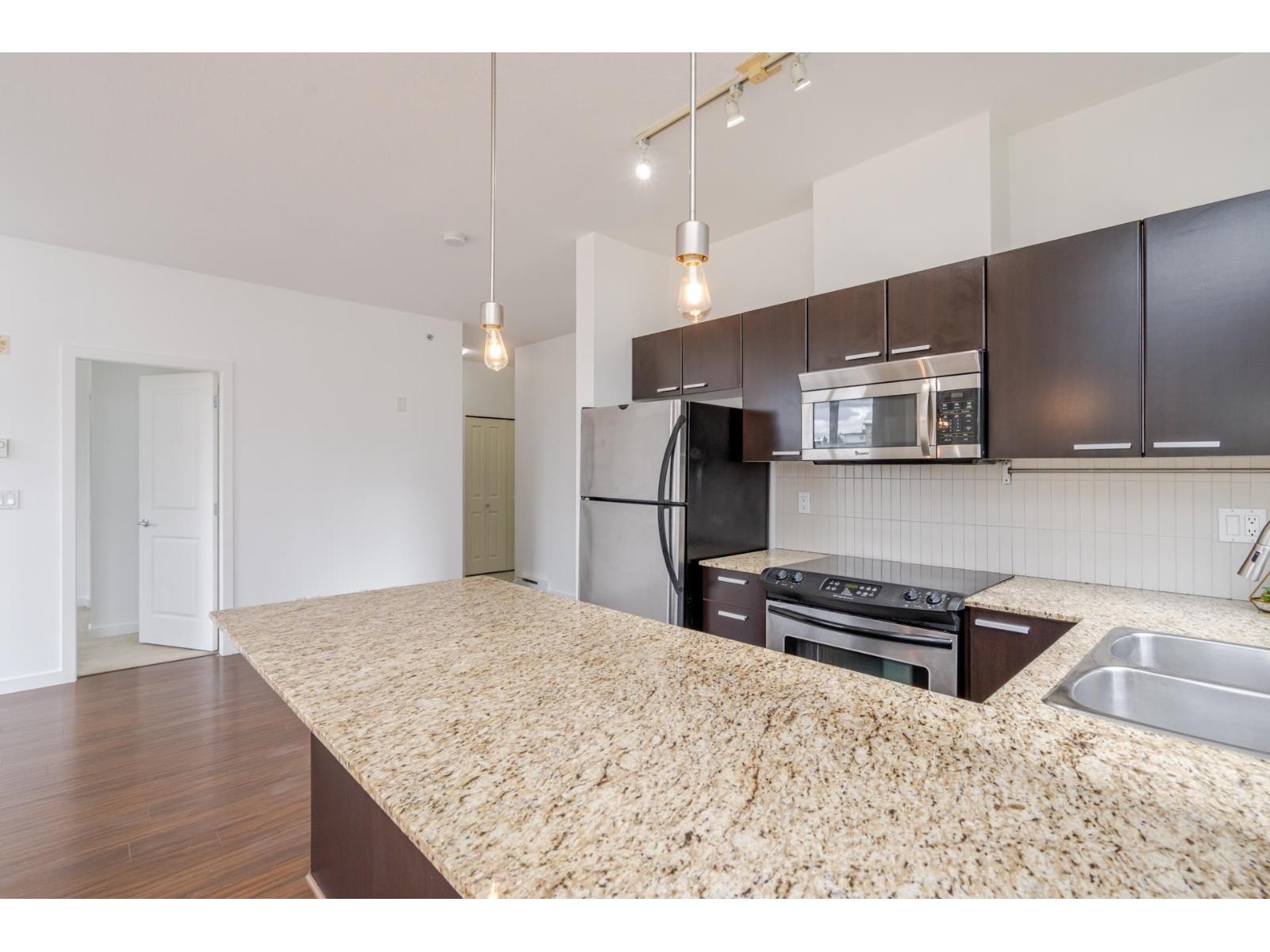 405 10455 University Drive, Surrey, British Columbia  V3T 0A5 - Photo 20 - R3112312