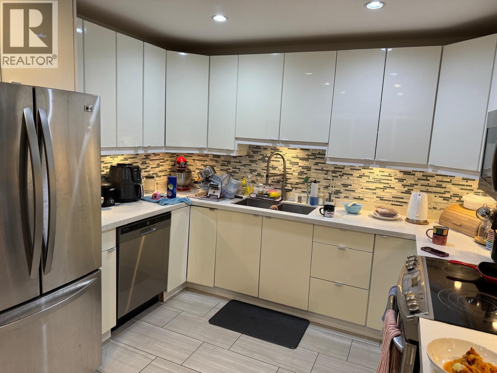 4430 Yew Street, Vancouver, British Columbia  V6L 3C8 - Photo 3 - R3112097