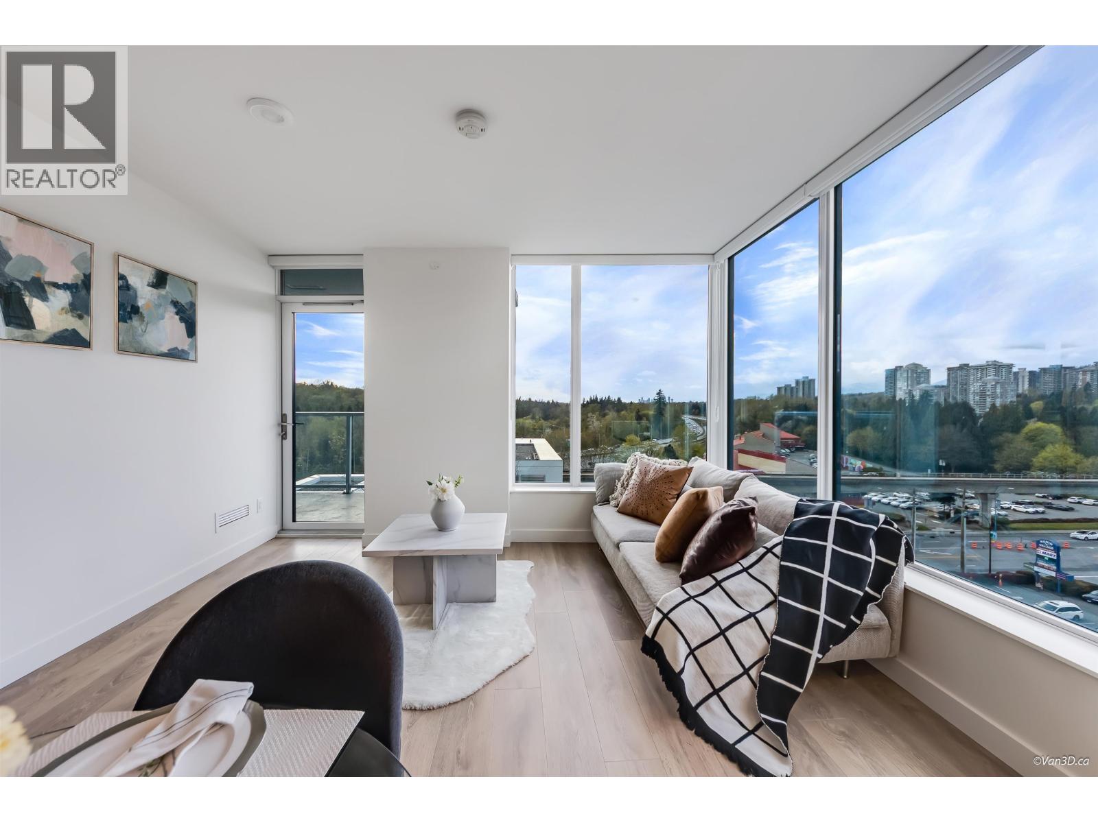 809 318 Alderson Avenue, Coquitlam, British Columbia  V3K 0J1 - Photo 2 - R3104756