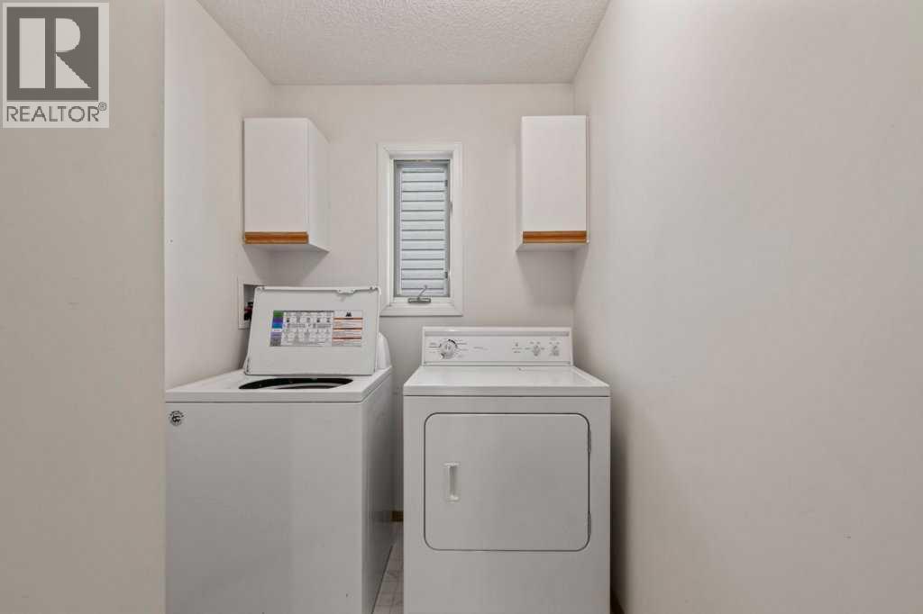 179 Sunlake Way SE, Calgary, Alberta  T2X 3H4 - Photo 18 - A2299348