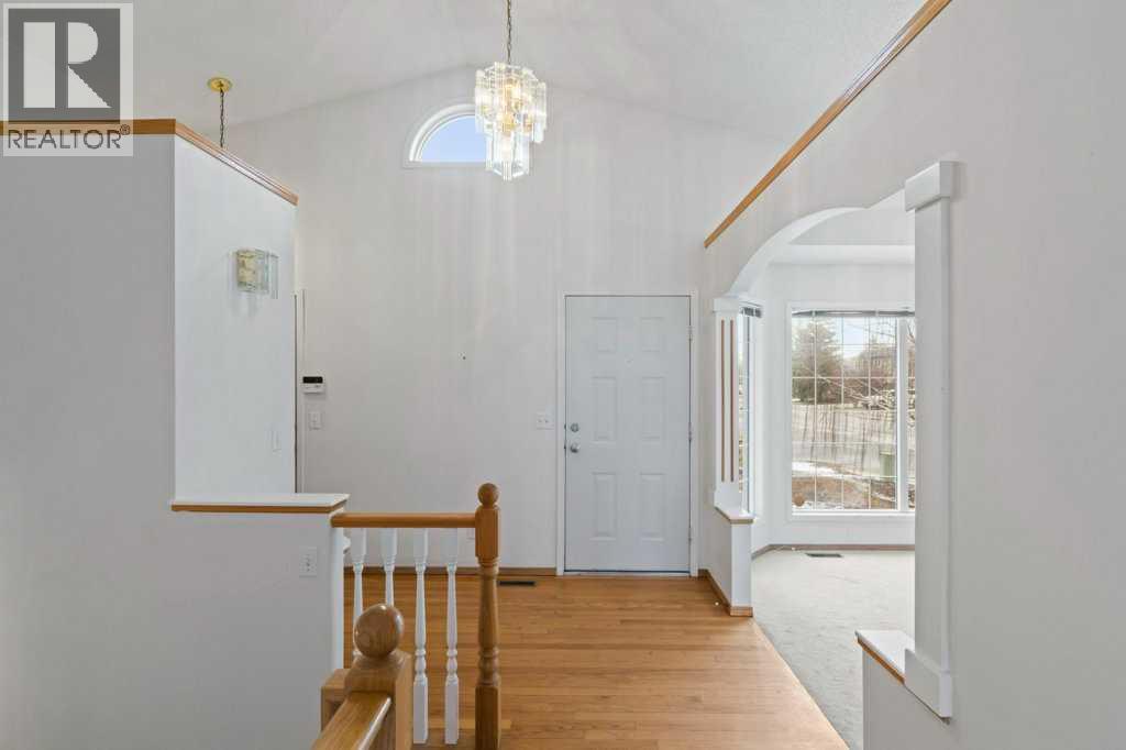 179 Sunlake Way SE, Calgary, Alberta  T2X 3H4 - Photo 4 - A2299348