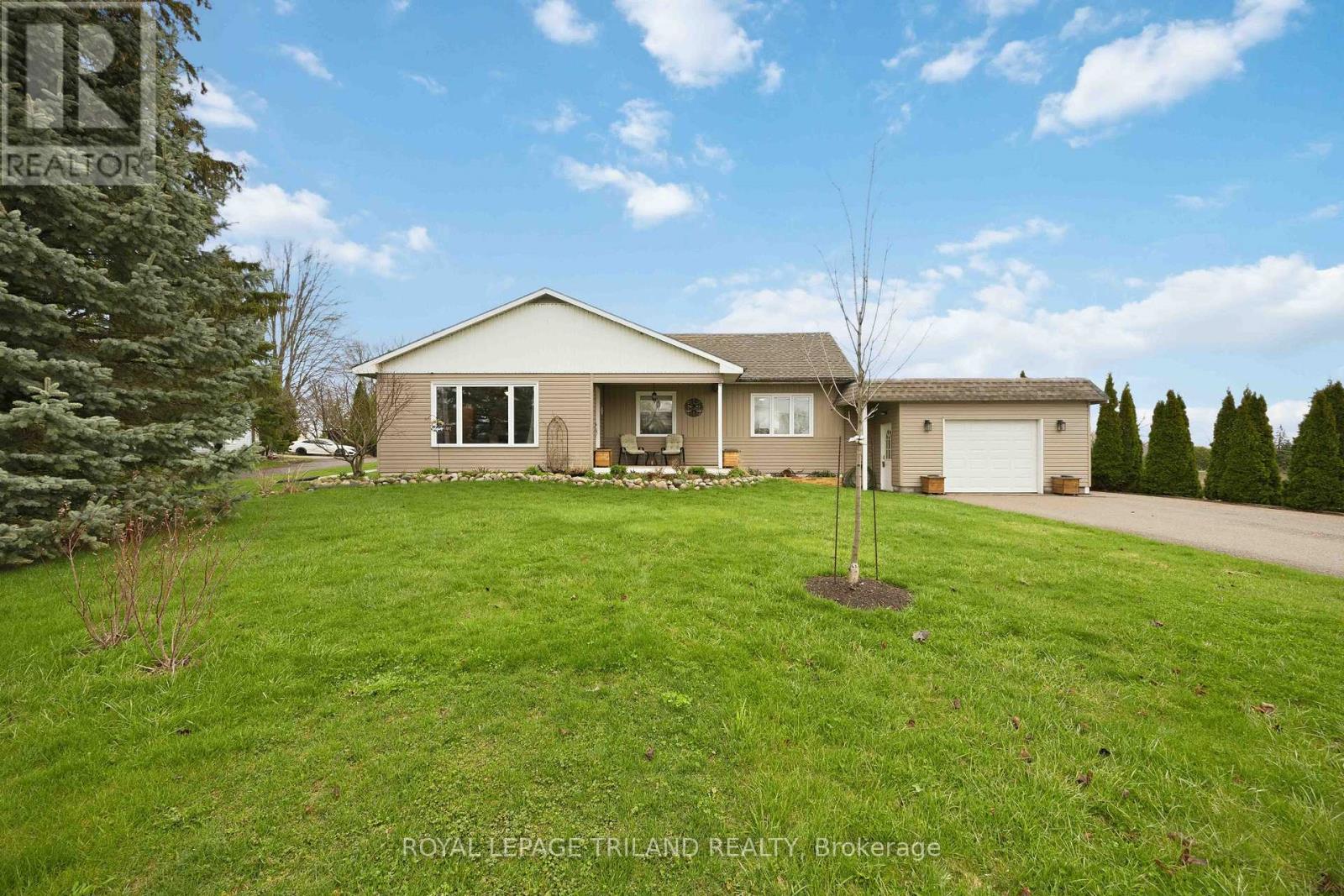 8376 TOWNSEND LINE, Lambton Shores, Ontario