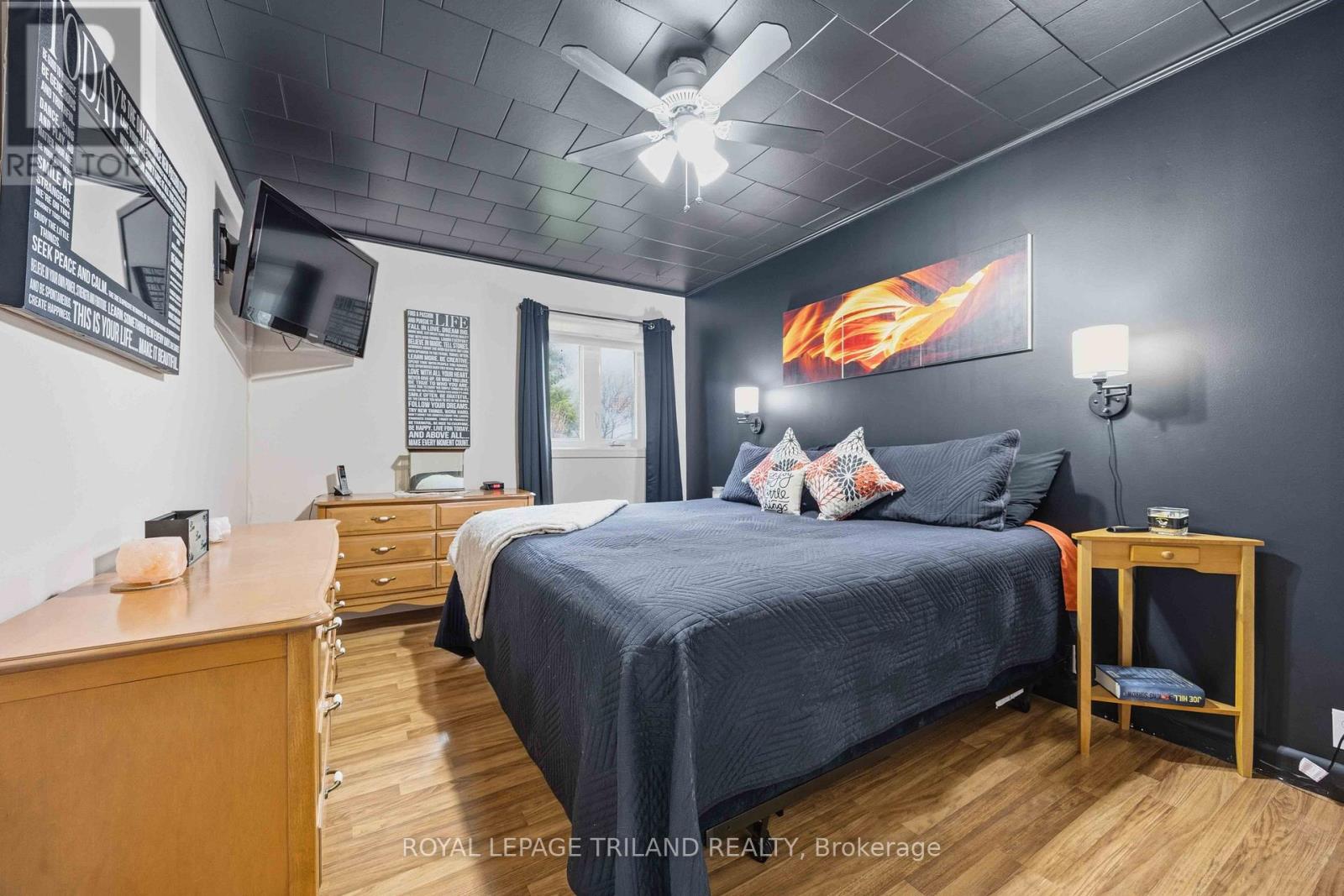 8376 Townsend Line, Lambton Shores, Ontario  N0M 1B0 - Photo 18 - X13008998