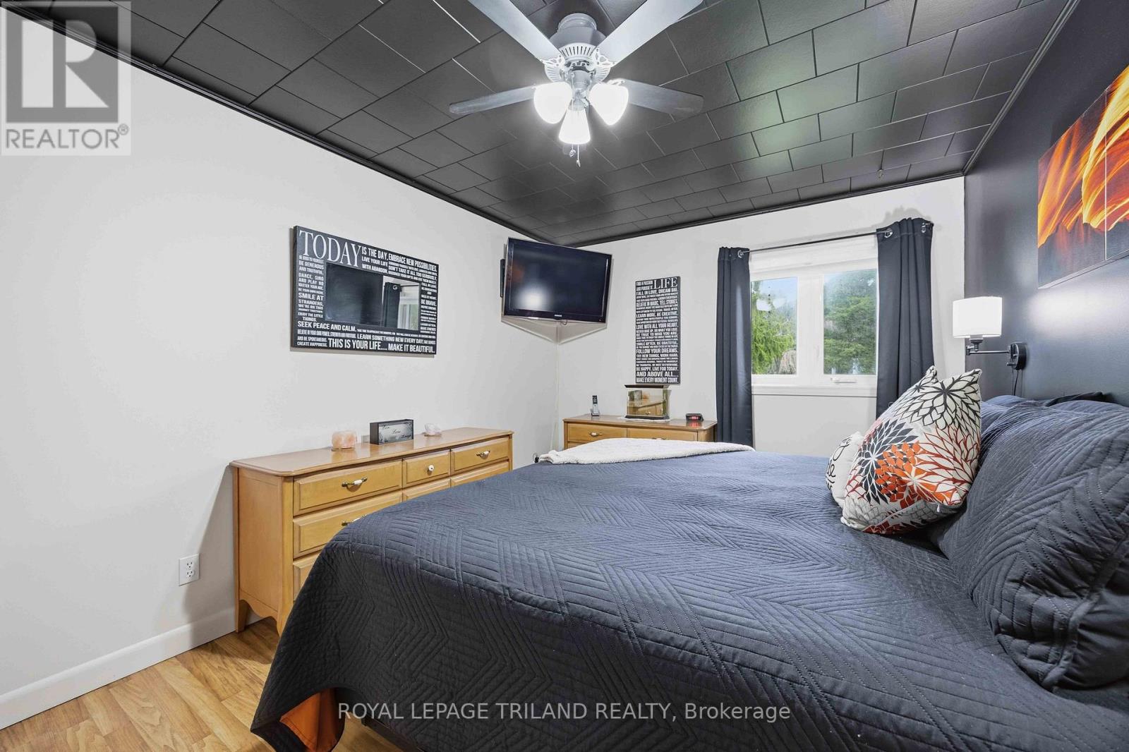 8376 Townsend Line, Lambton Shores, Ontario  N0M 1B0 - Photo 19 - X13008998