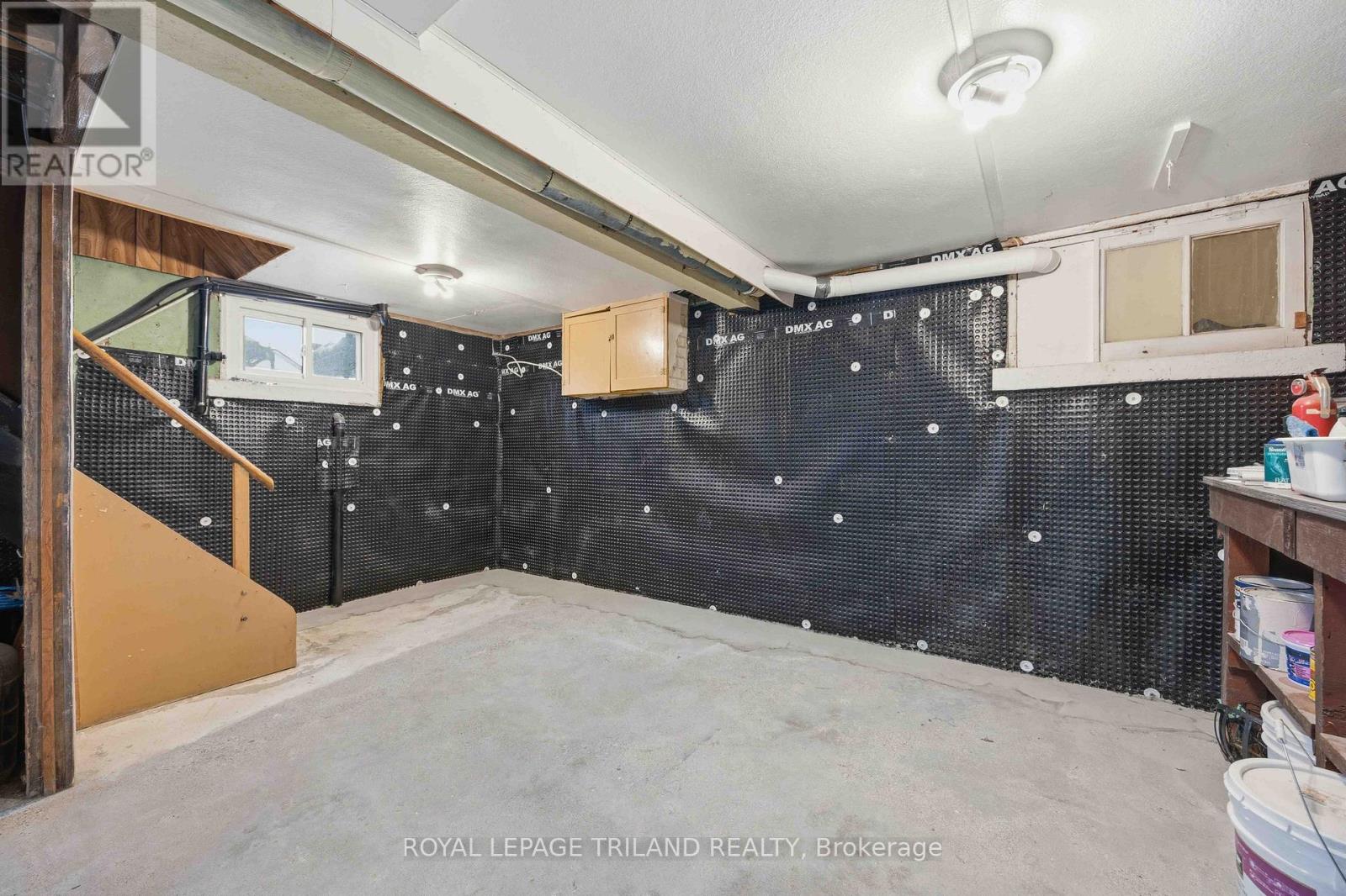 8376 Townsend Line, Lambton Shores, Ontario  N0M 1B0 - Photo 27 - X13008998