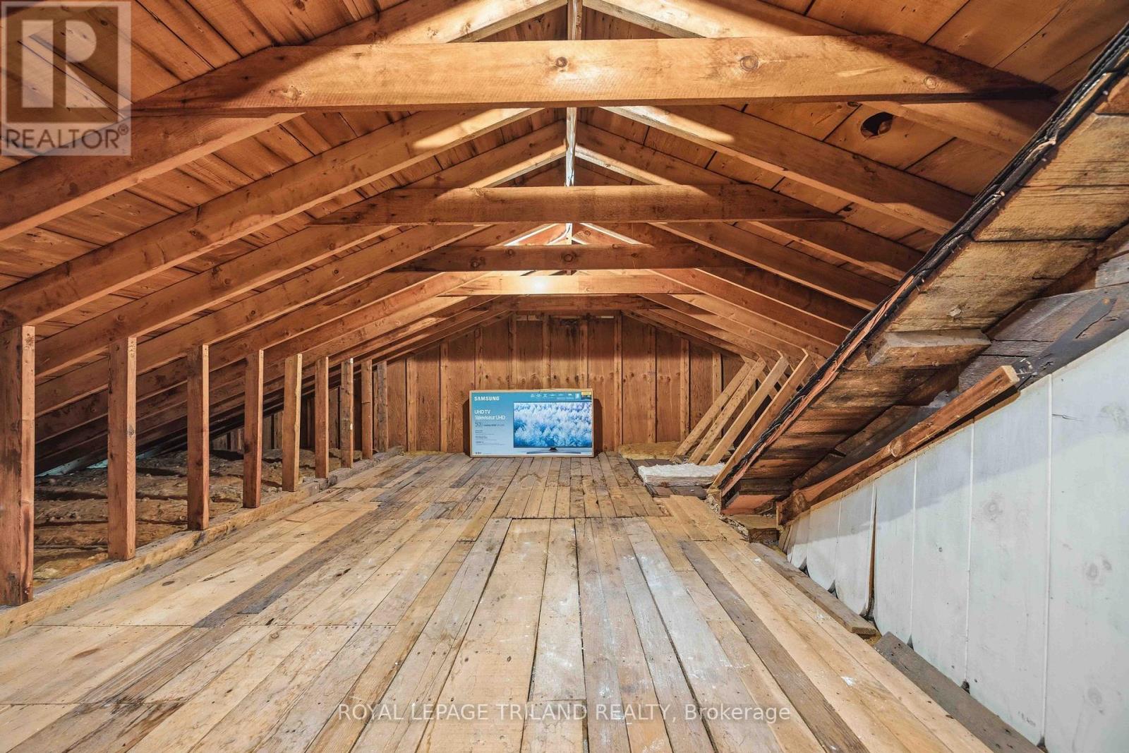 8376 Townsend Line, Lambton Shores, Ontario  N0M 1B0 - Photo 28 - X13008998