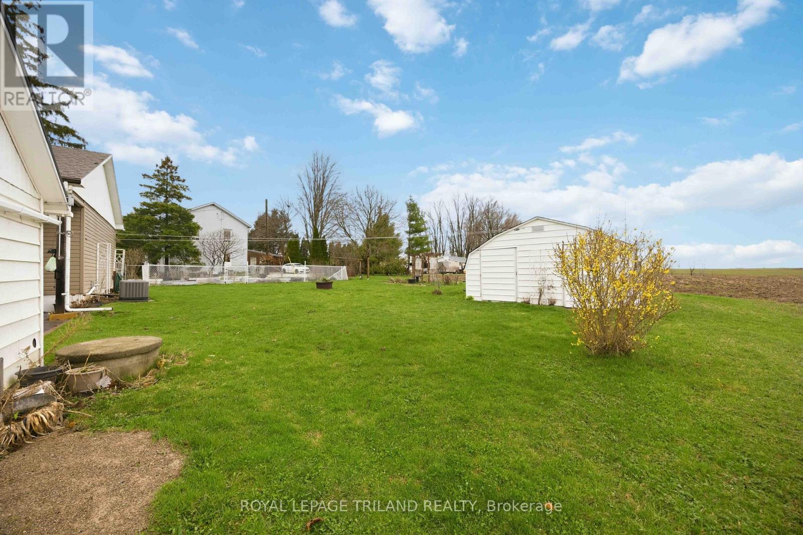 8376 Townsend Line, Lambton Shores, Ontario  N0M 1B0 - Photo 33 - X13008998