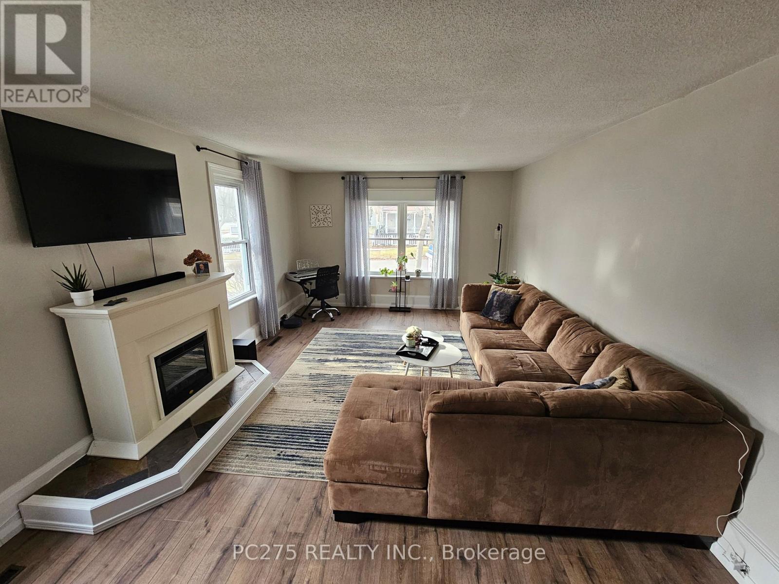 112 Essex Street, Sarnia, Ontario  N7T 4R7 - Photo 6 - X13009134