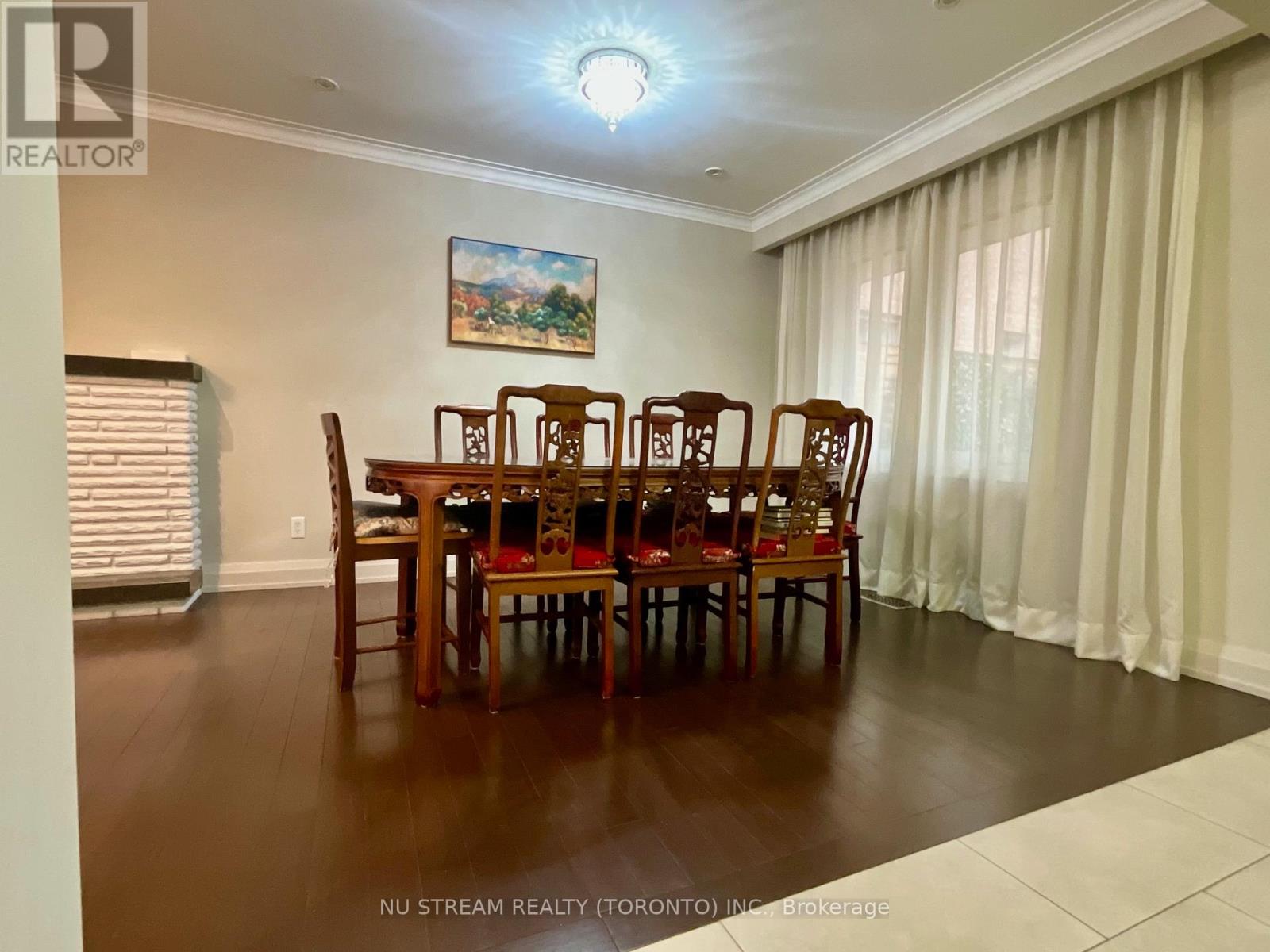 Upper - 260 Fisherville Road, Toronto, Ontario  M2R 3C5 - Photo 4 - C13008934