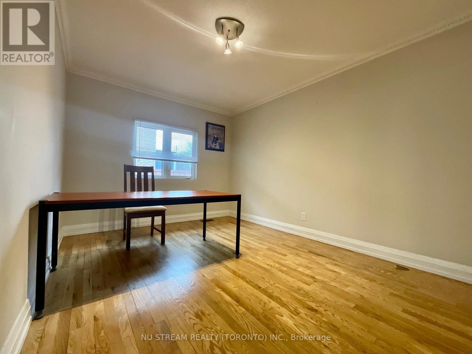 Upper - 260 Fisherville Road, Toronto, Ontario  M2R 3C5 - Photo 8 - C13008934