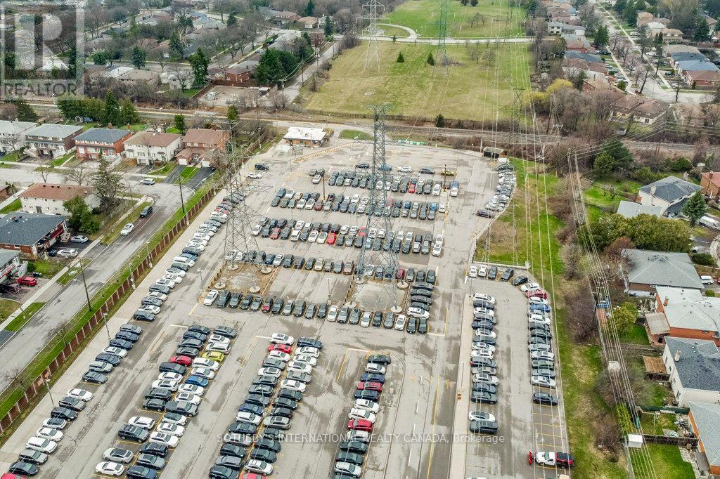 21 Summerside Crescent, Toronto, Ontario  M2H 1W9 - Photo 34 - C13009008