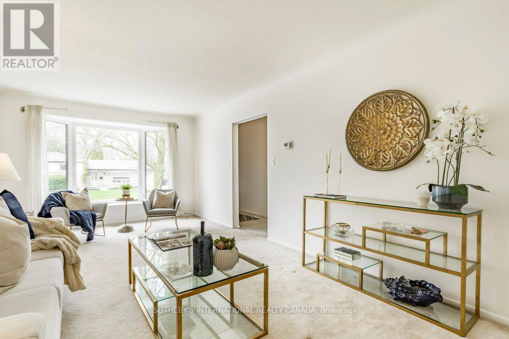 21 Summerside Crescent, Toronto, Ontario  M2H 1W9 - Photo 4 - C13009008