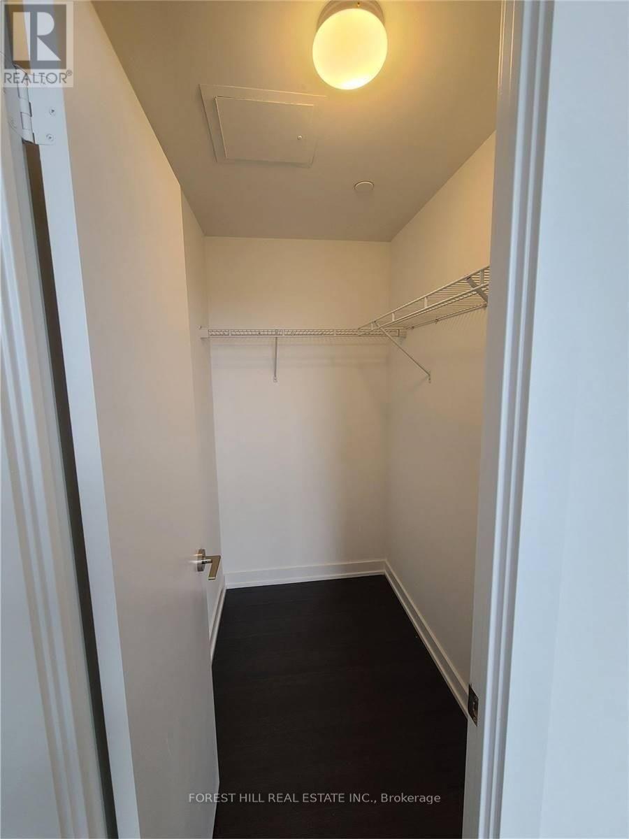 1603 - 1603 Eglinton Avenue W, Toronto, Ontario  M6E 2H1 - Photo 7 - C13009020