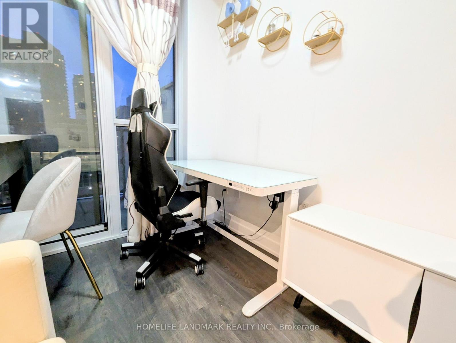 1502 - 38 Iannuzzi Street, Toronto, Ontario  M5V 0S2 - Photo 9 - C13009074