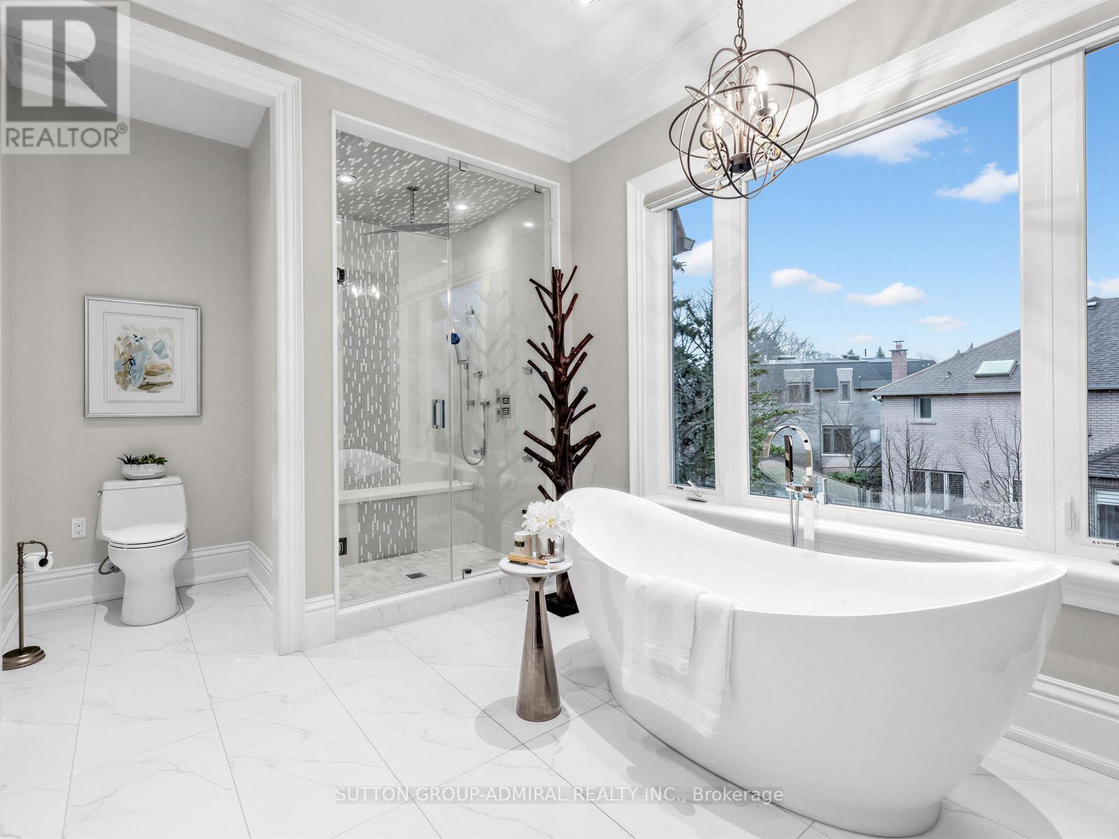 5 Lloydminster Crescent, Toronto, Ontario  M2M 2R9 - Photo 27 - C13009086