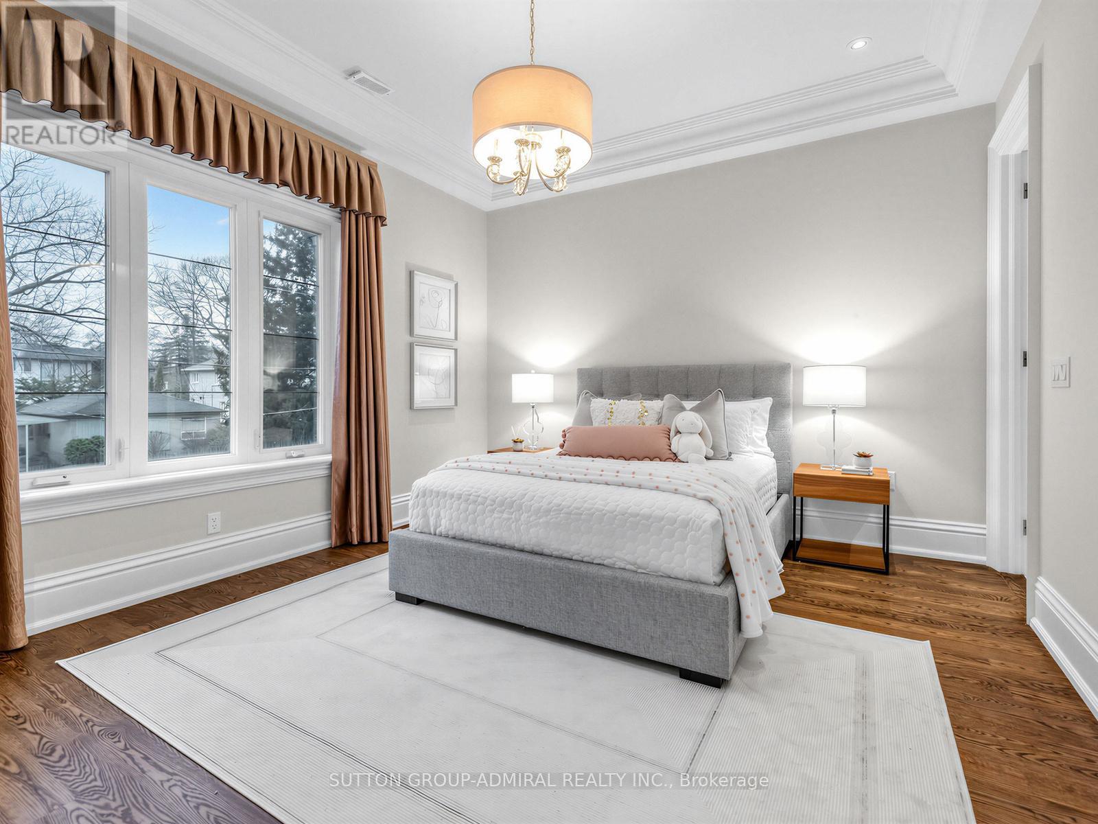 5 Lloydminster Crescent, Toronto, Ontario  M2M 2R9 - Photo 36 - C13009086