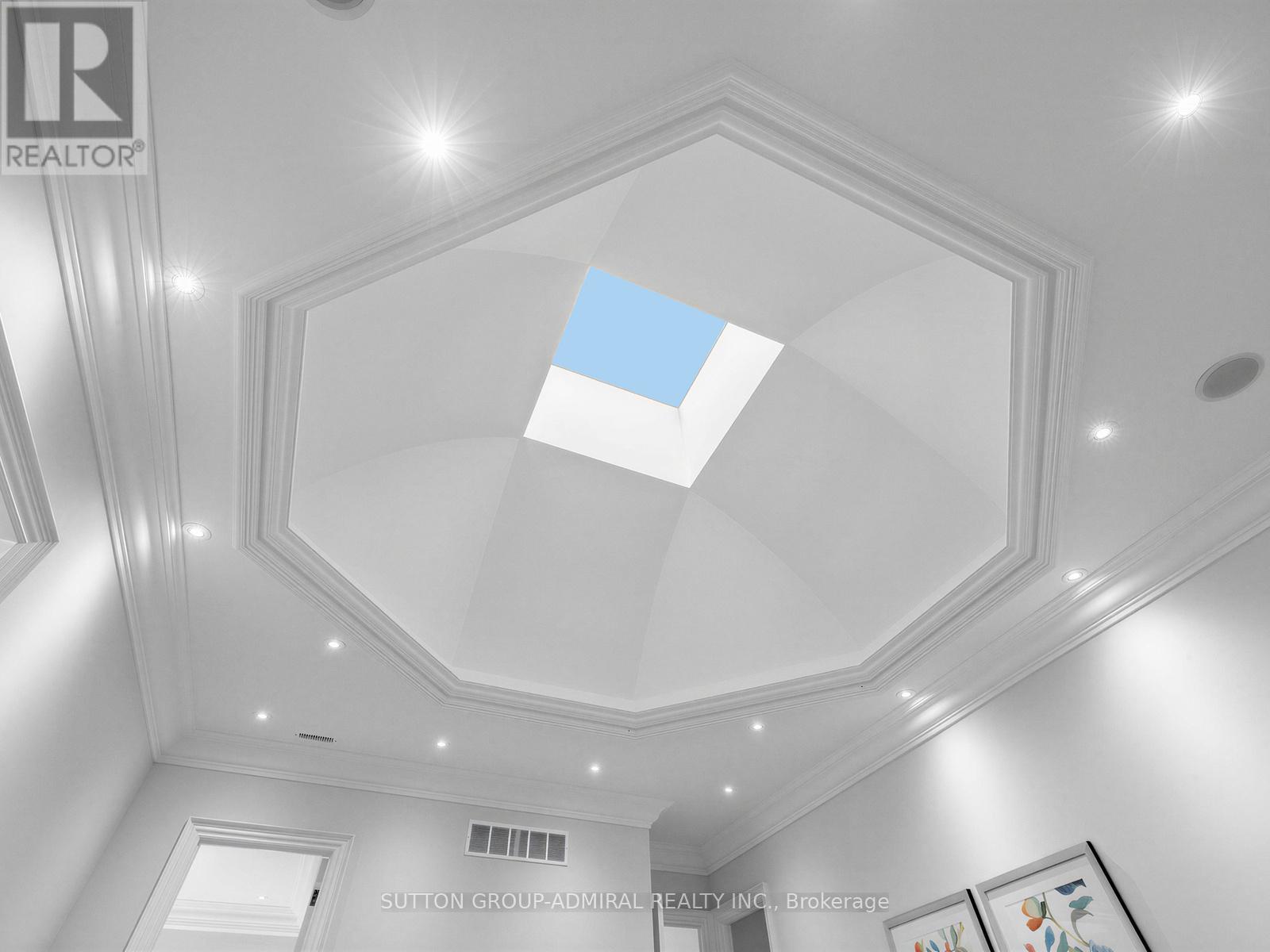 5 Lloydminster Crescent, Toronto, Ontario  M2M 2R9 - Photo 41 - C13009086