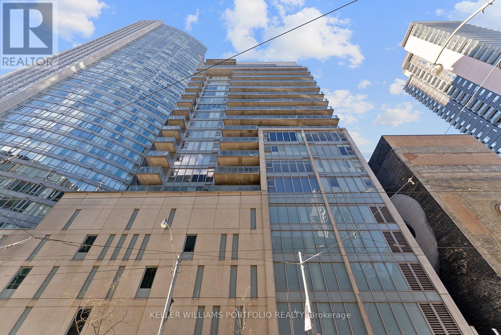 1002 - 220 VICTORIA STREET, Toronto, Ontario