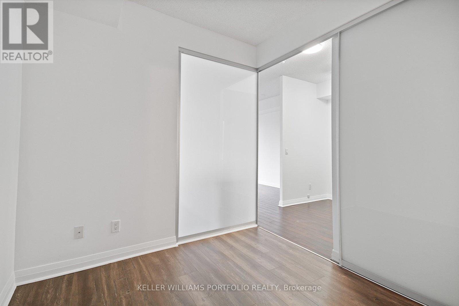 1002 - 220 Victoria Street, Toronto, Ontario  M5B 2R6 - Photo 10 - C13009128