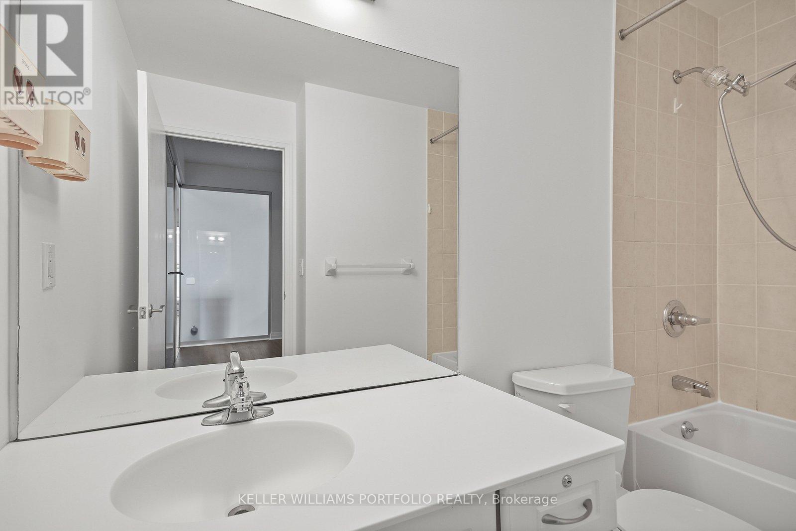 1002 - 220 Victoria Street, Toronto, Ontario  M5B 2R6 - Photo 12 - C13009128