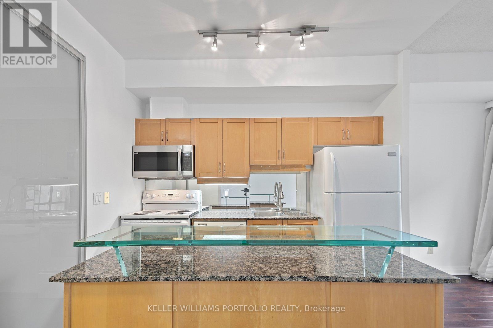 1002 - 220 Victoria Street, Toronto, Ontario  M5B 2R6 - Photo 14 - C13009128